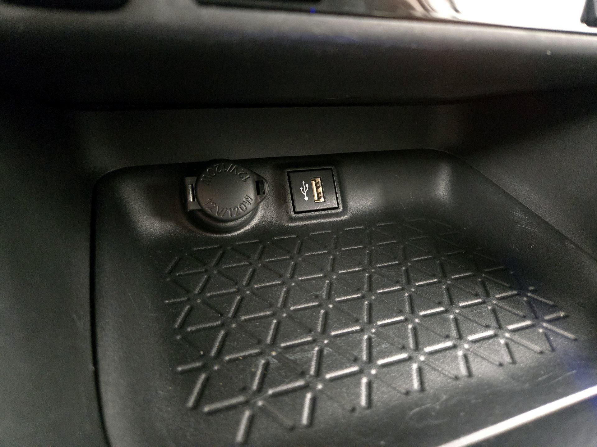 Thumbnail: 2024 Toyota RAV4 - 18