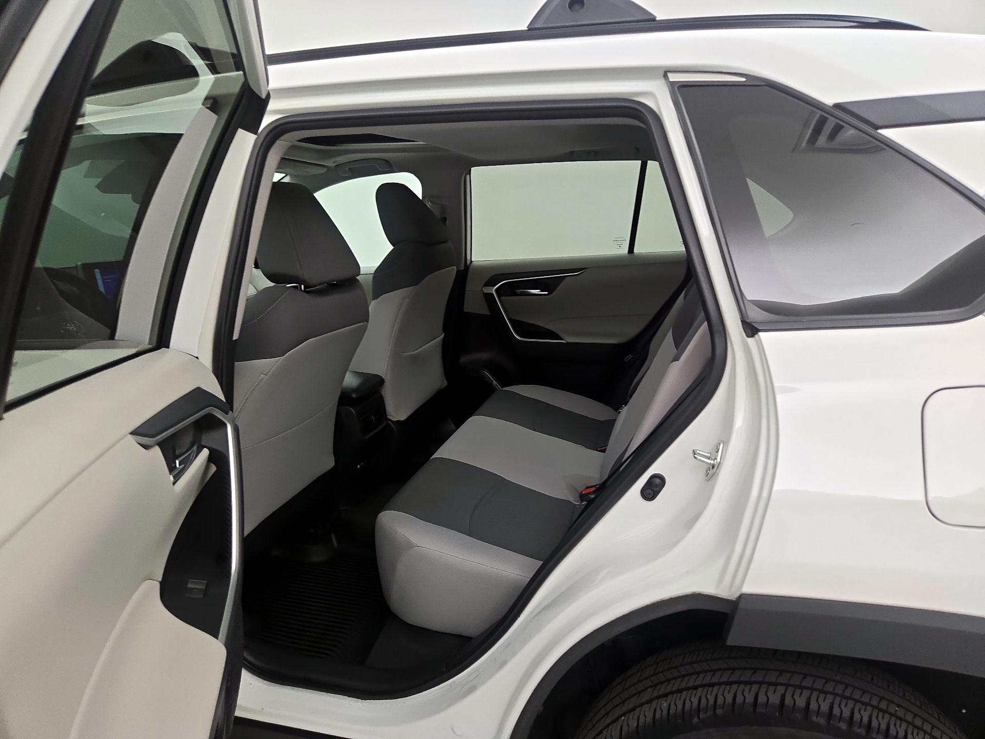 Thumbnail: 2024 Toyota RAV4 - 20