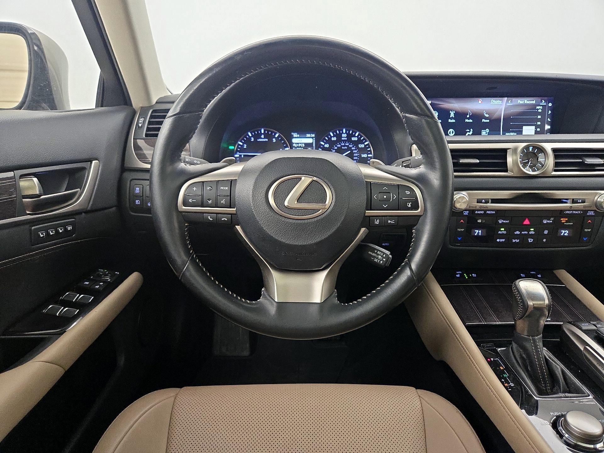 Thumbnail: 2017 Lexus GS - 10