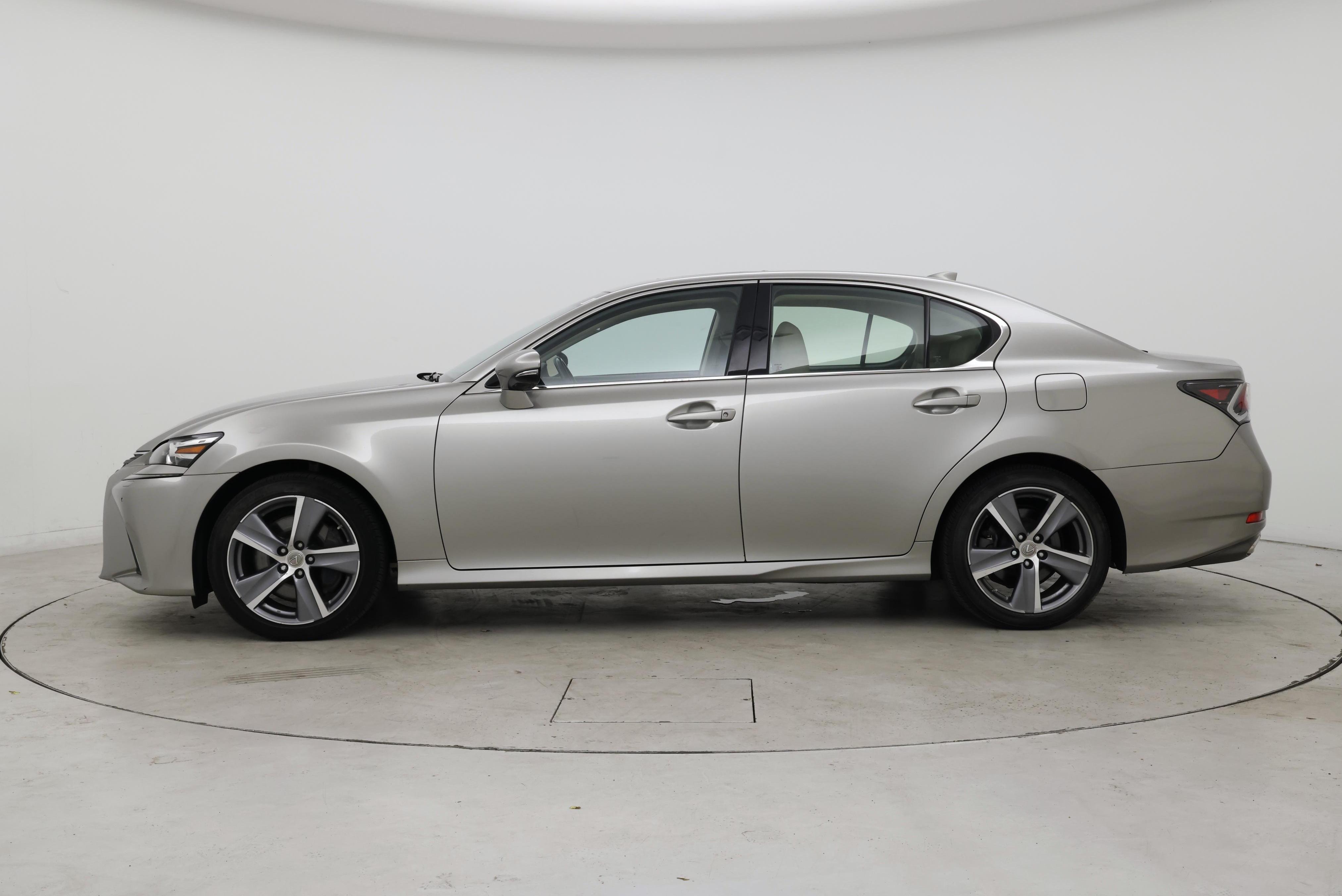 Thumbnail: 2017 Lexus GS - 3