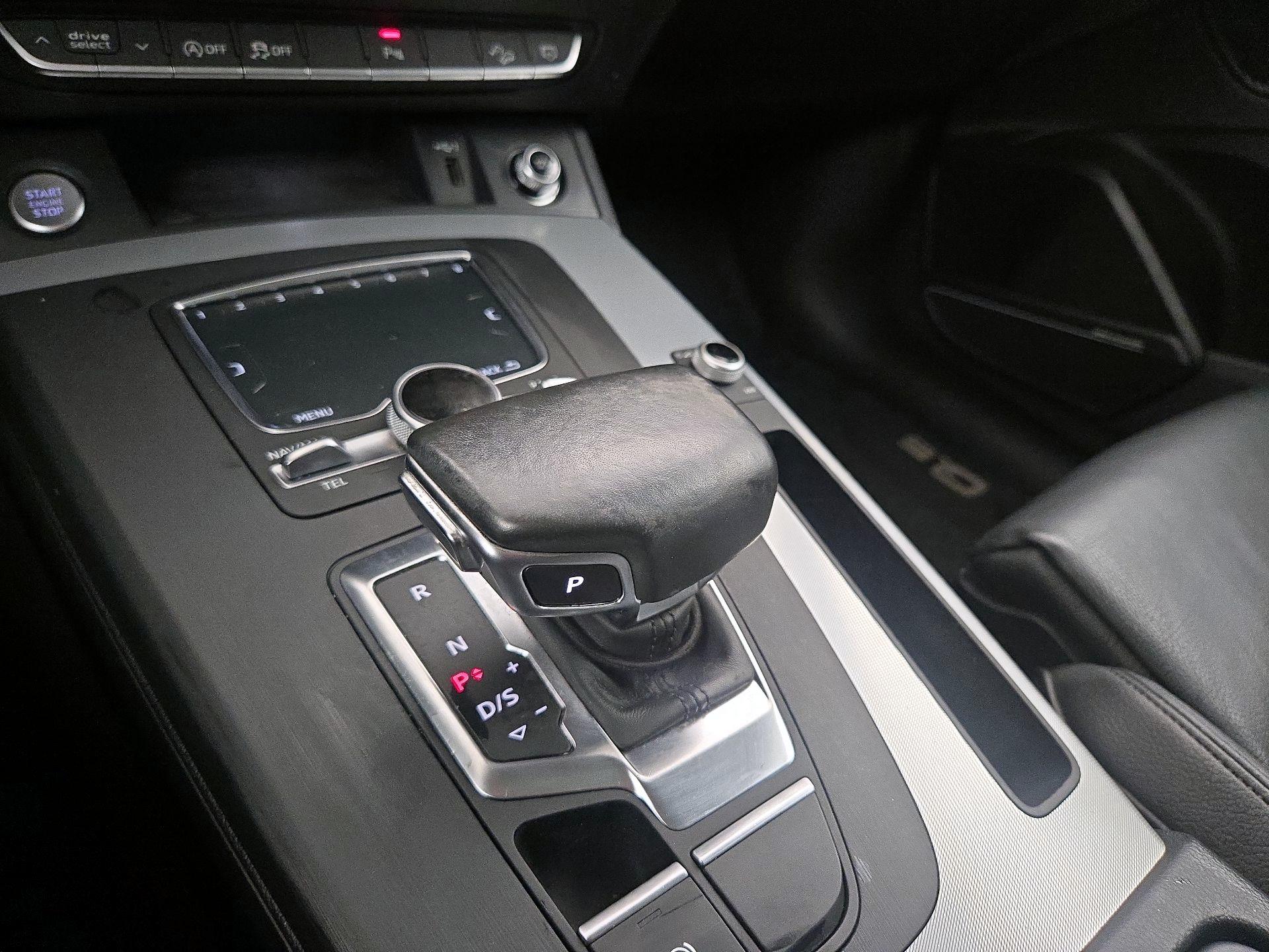 Thumbnail: 2018 Audi Q5 - 18