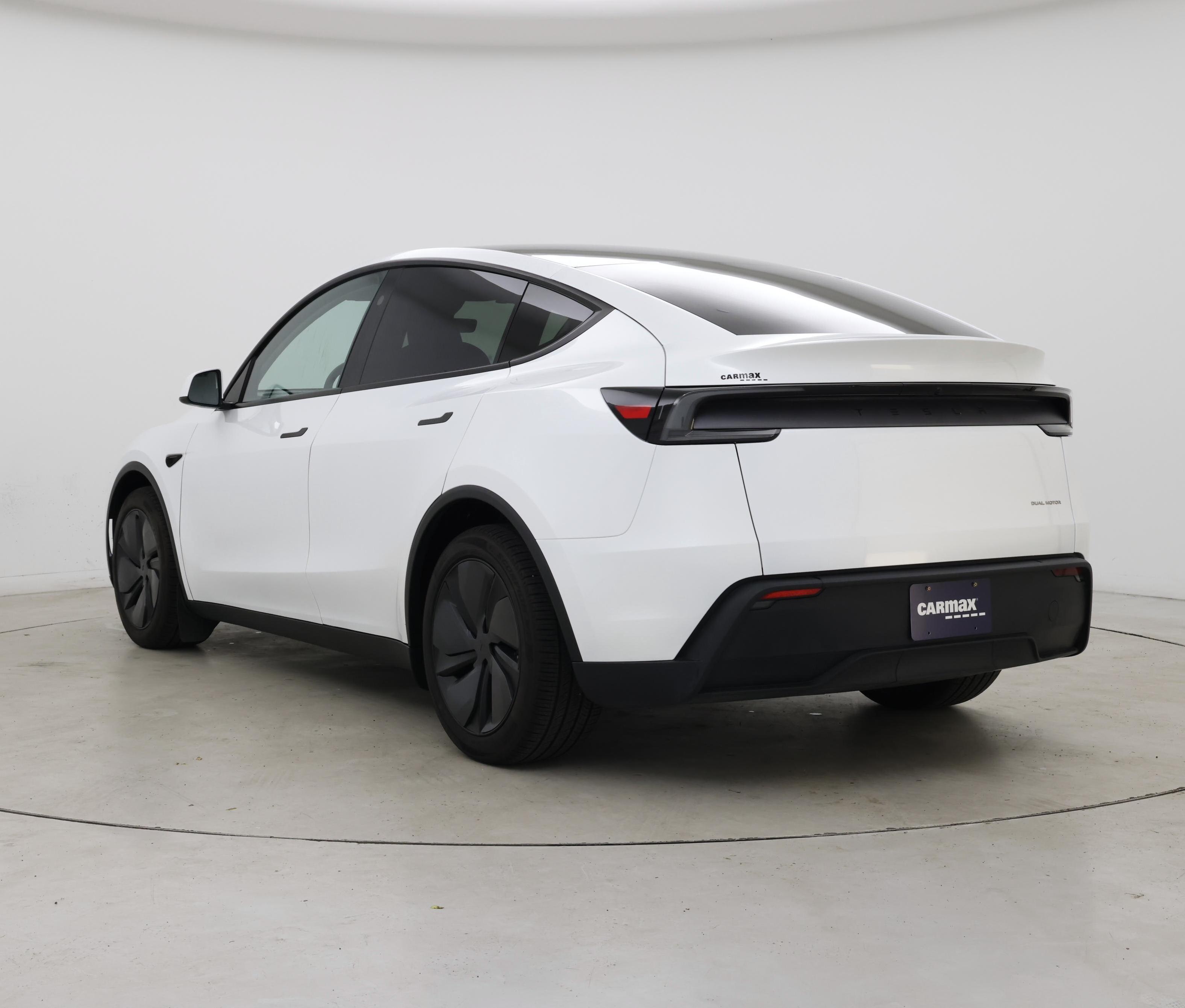 Thumbnail: 2026 Tesla Model Y - 2