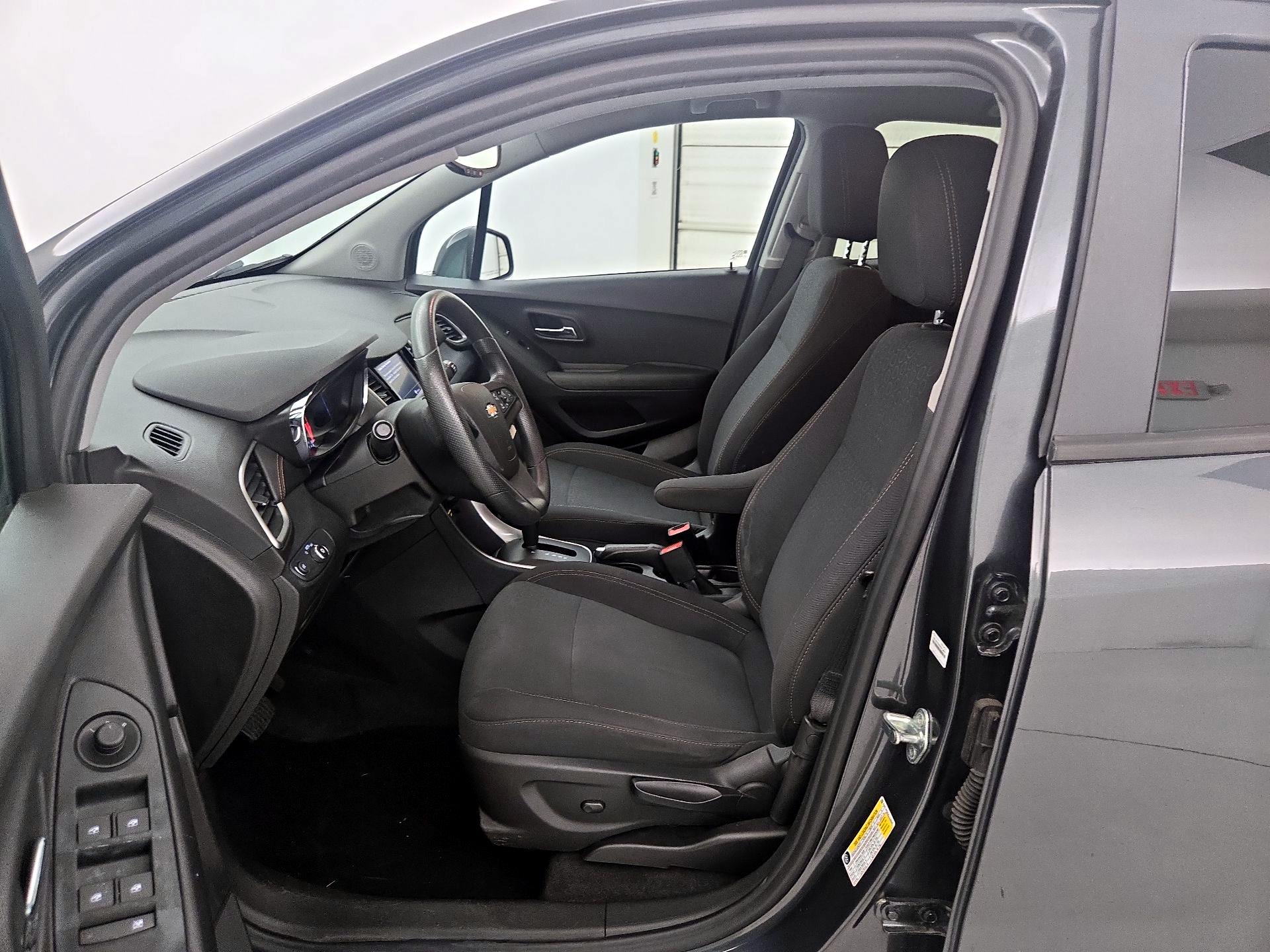 Thumbnail: 2020 Chevrolet Trax - 11