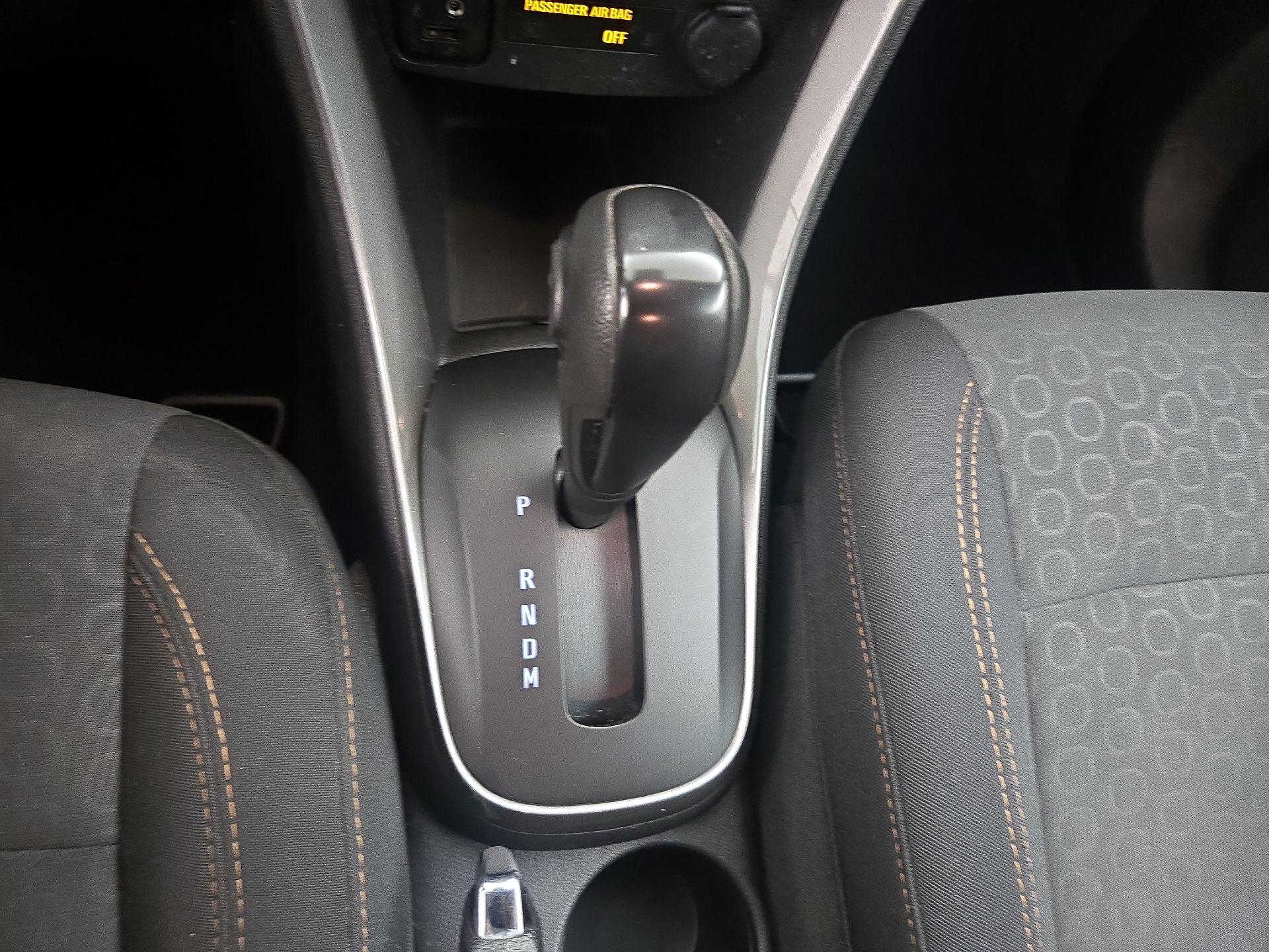 Thumbnail: 2020 Chevrolet Trax - 17