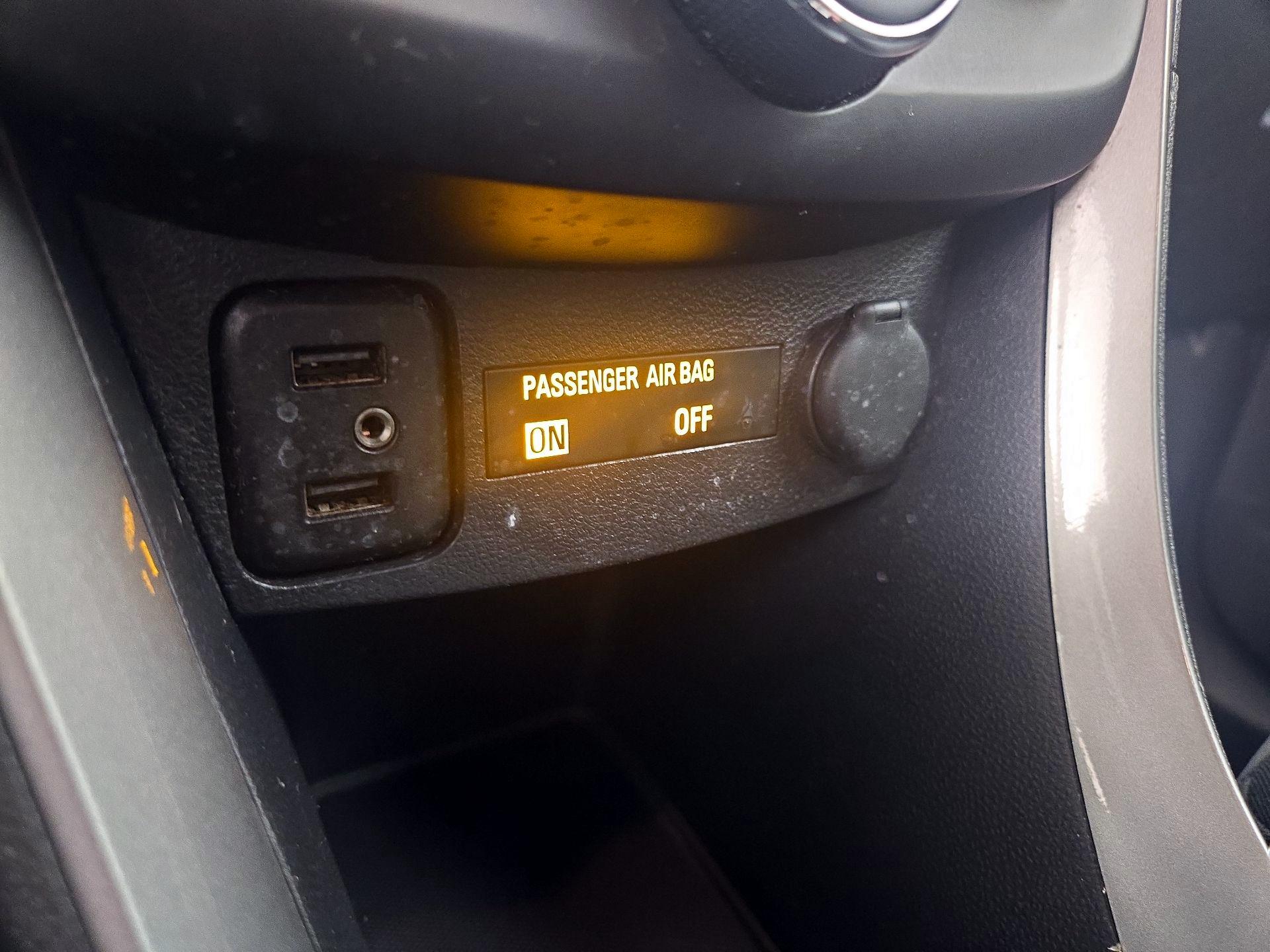 Thumbnail: 2020 Chevrolet Trax - 18