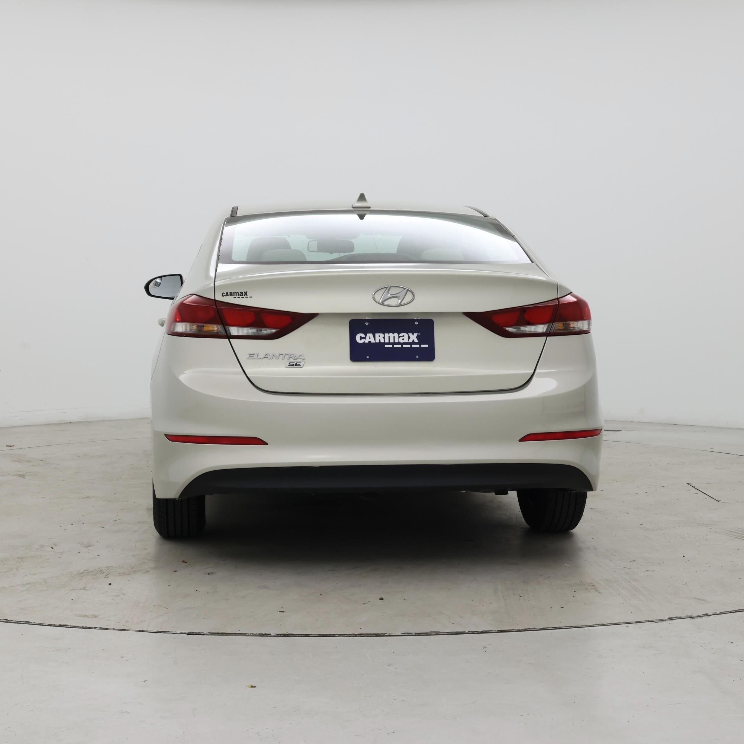 Thumbnail: 2017 Hyundai Elantra - 6