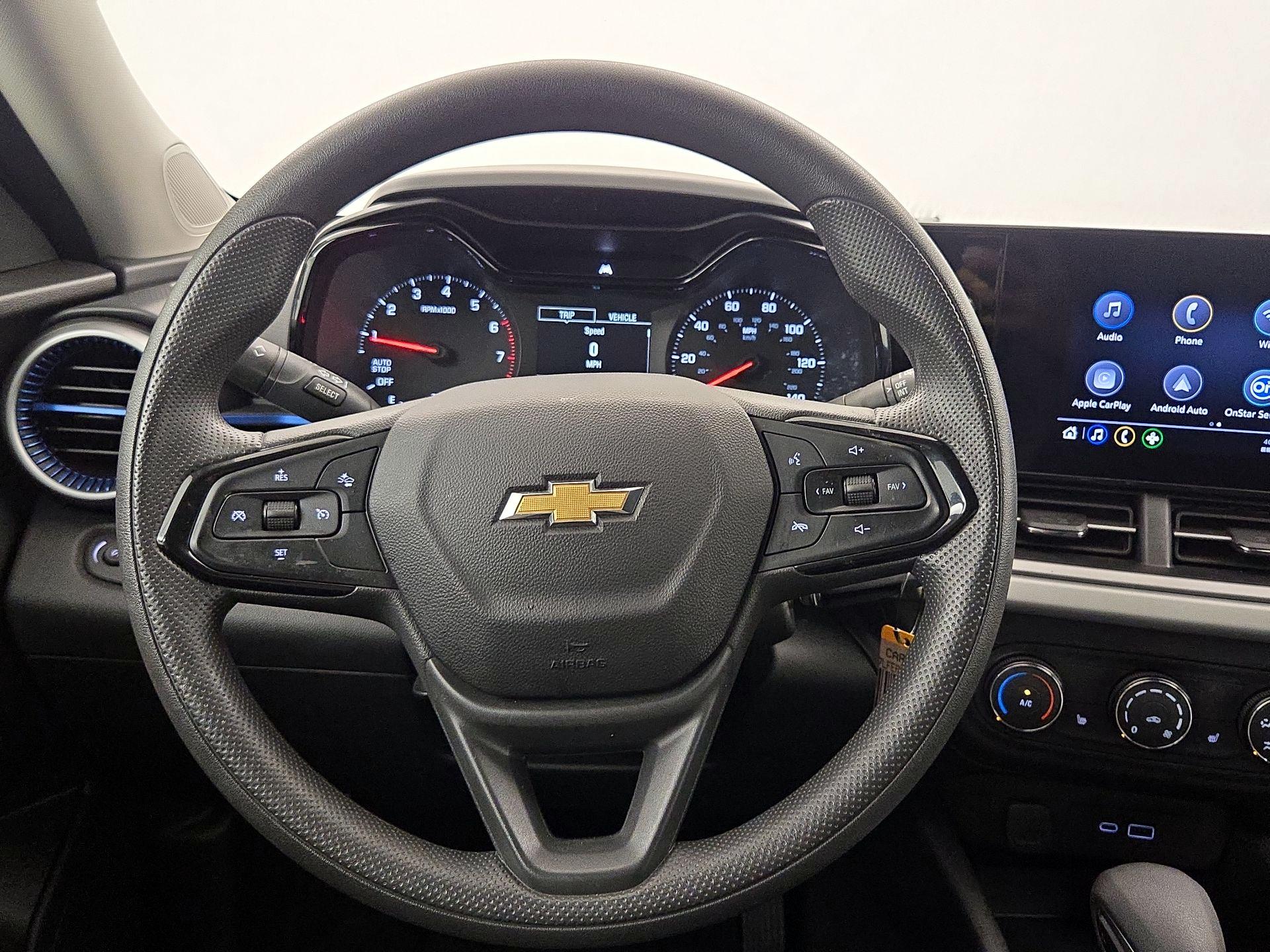 Thumbnail: 2025 Chevrolet Trax - 10