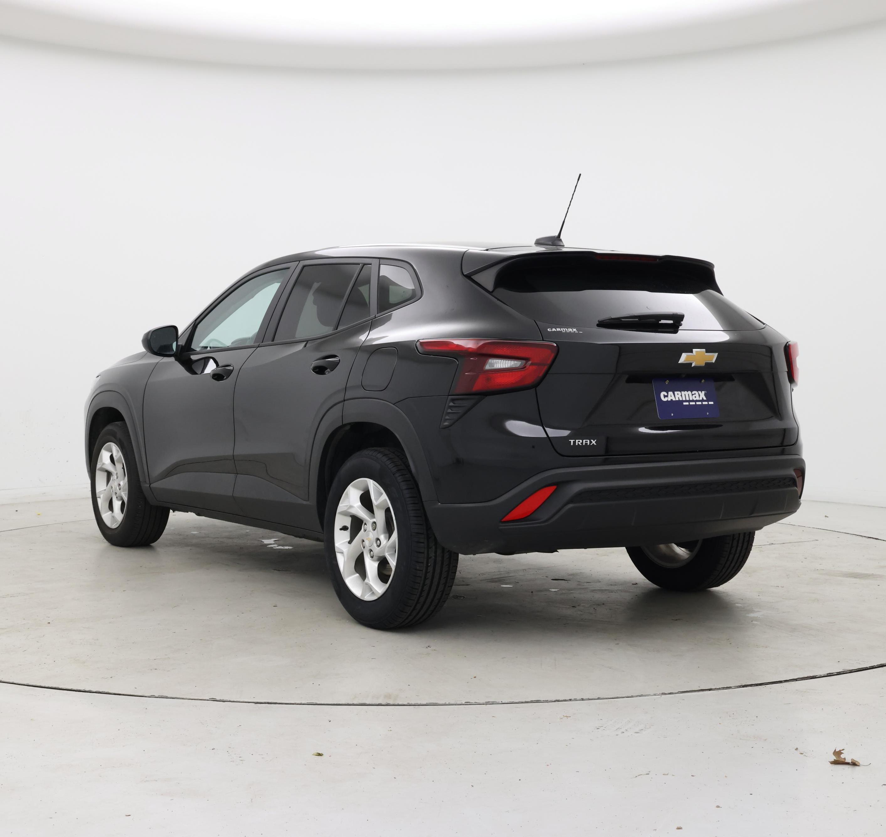 Thumbnail: 2025 Chevrolet Trax - 2