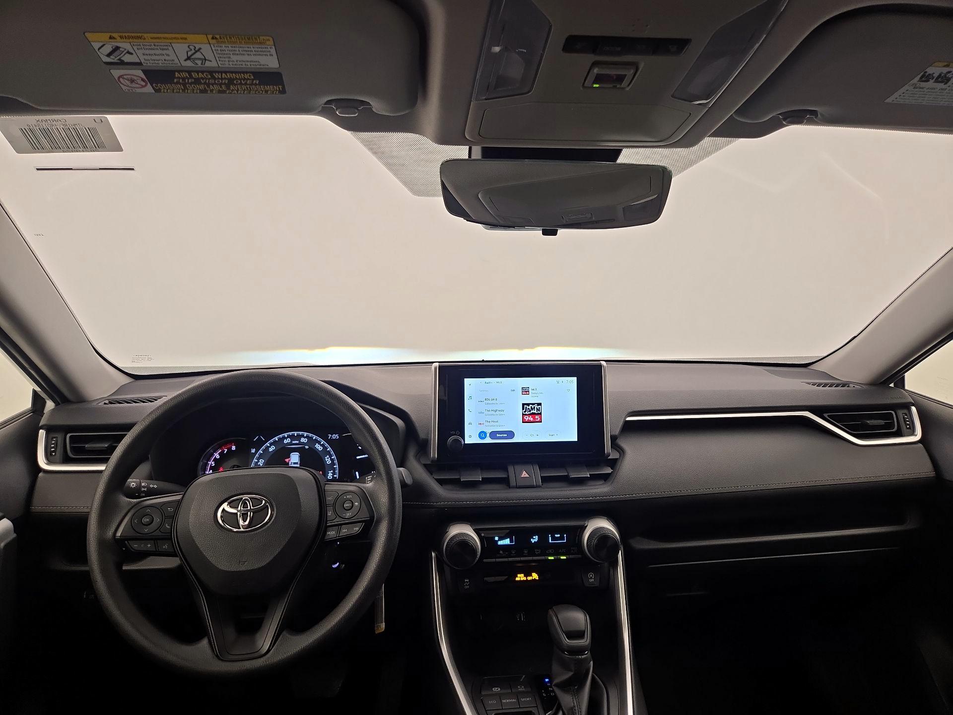 Thumbnail: 2024 Toyota RAV4 - 9