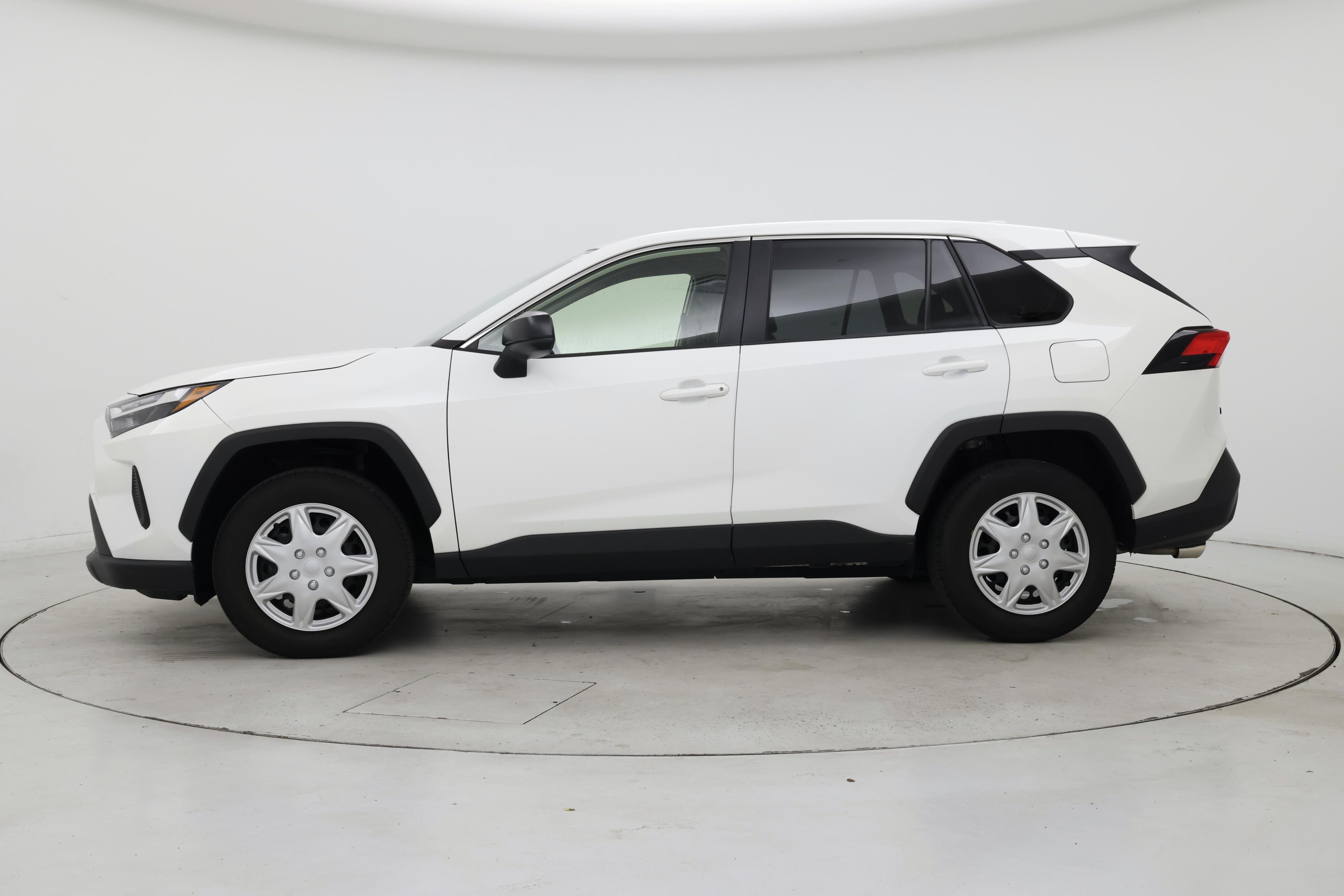 Thumbnail: 2024 Toyota RAV4 - 3