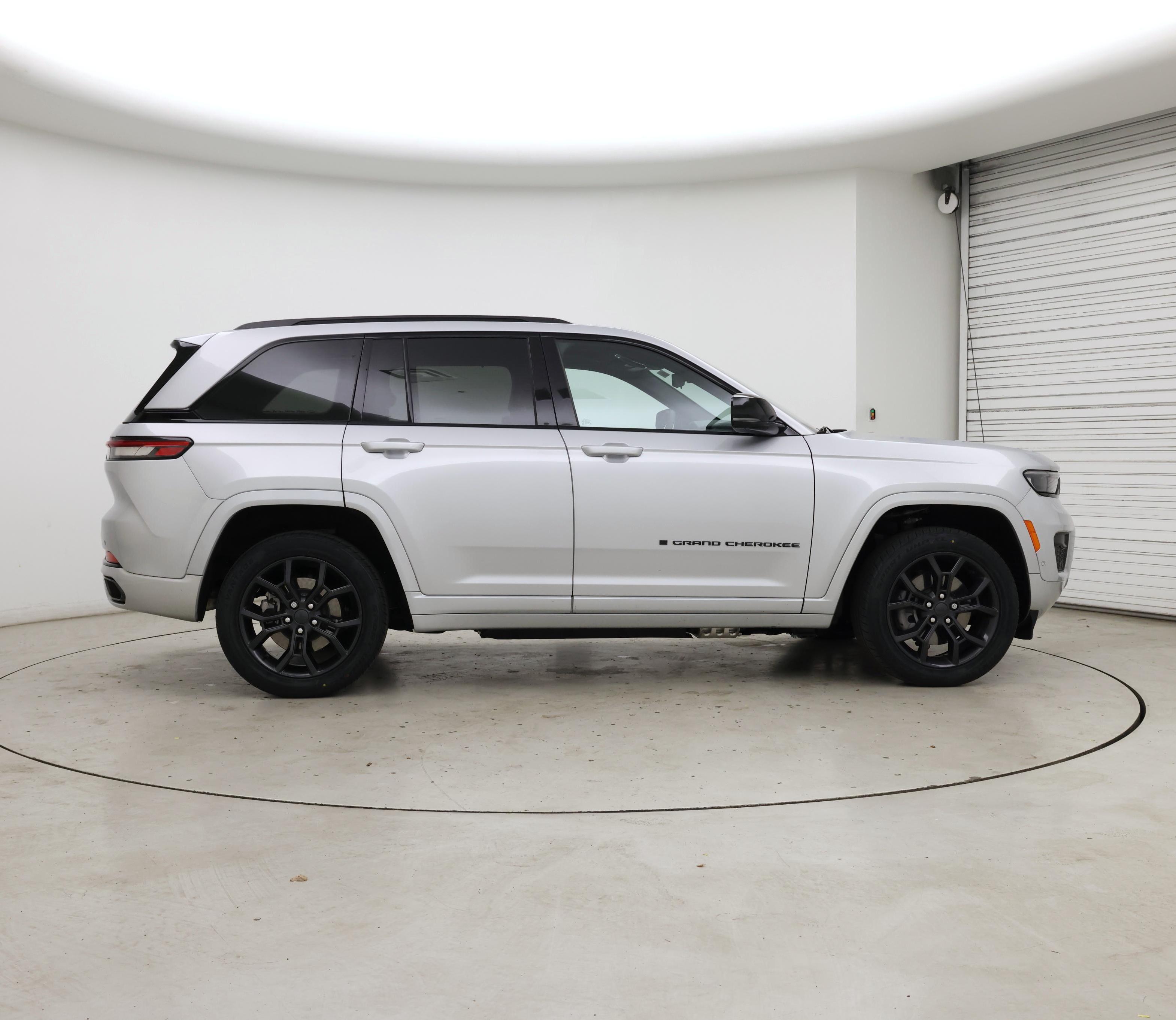 Thumbnail: 2024 Jeep Grand Cherokee - 7