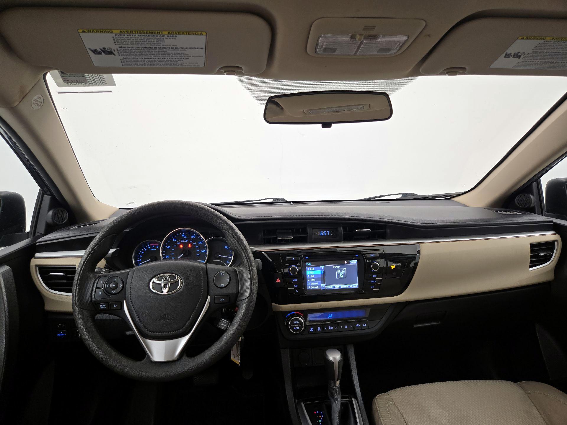 Thumbnail: 2015 Toyota Corolla - 9