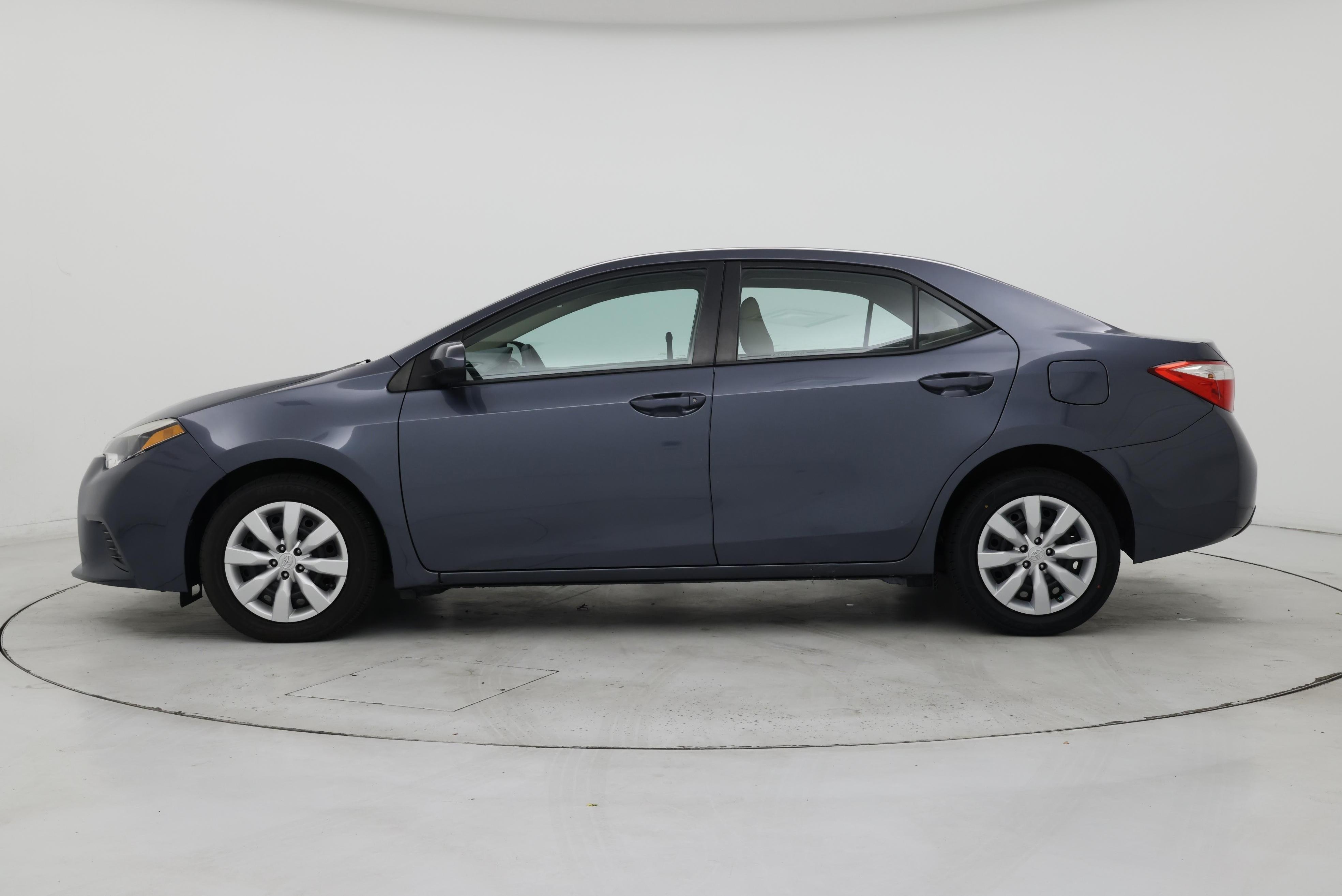 Thumbnail: 2015 Toyota Corolla - 3