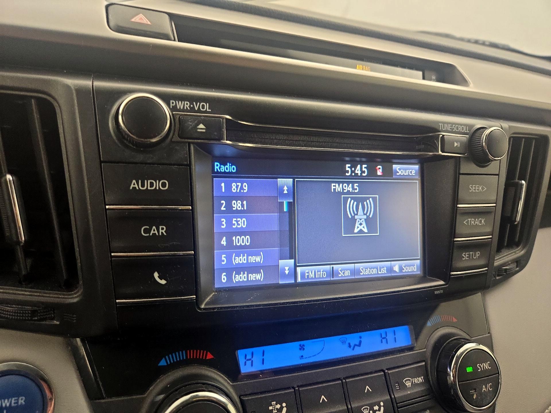 Thumbnail: 2018 Toyota RAV4 - 15