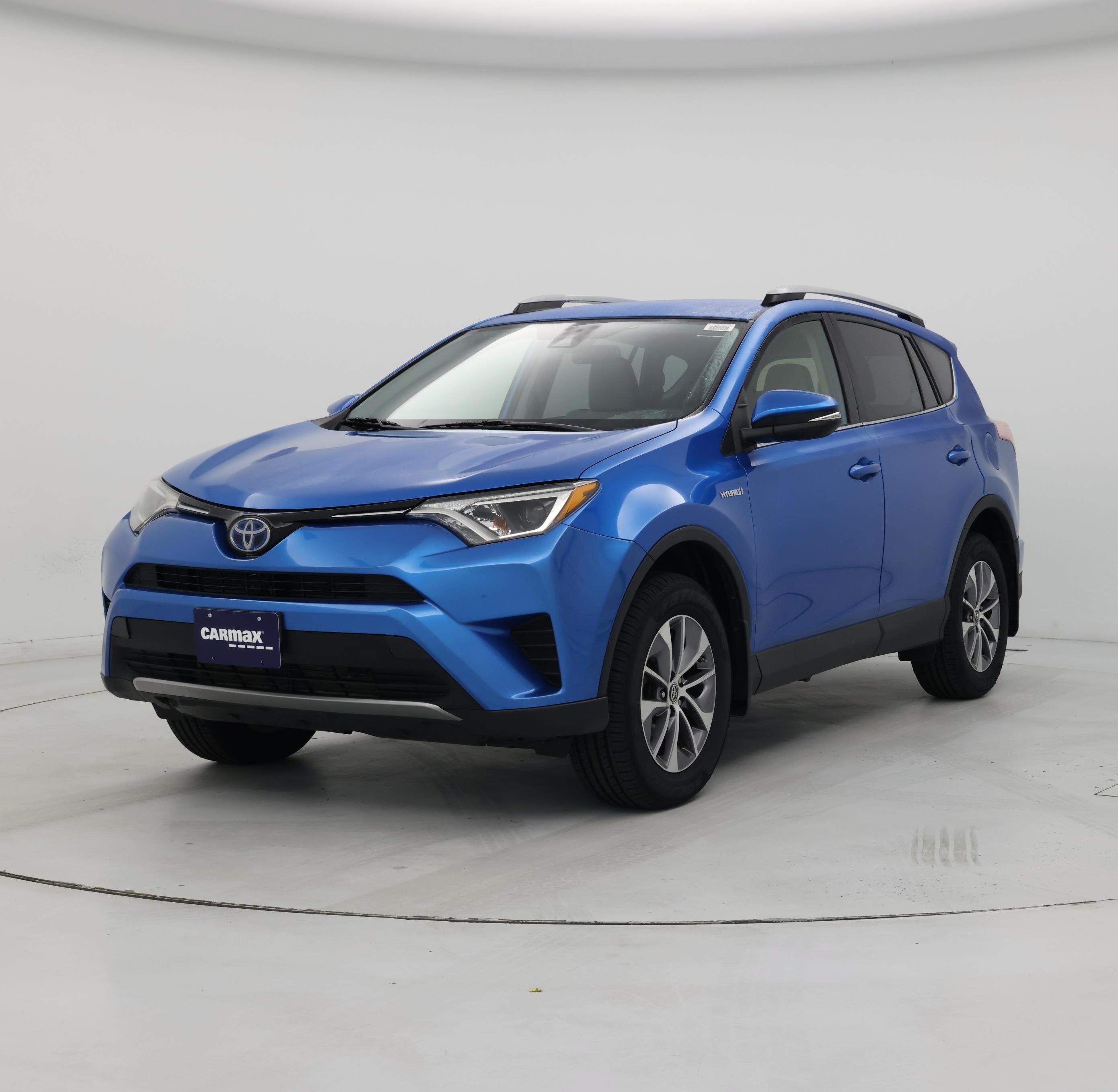 Thumbnail: 2018 Toyota RAV4 - 4