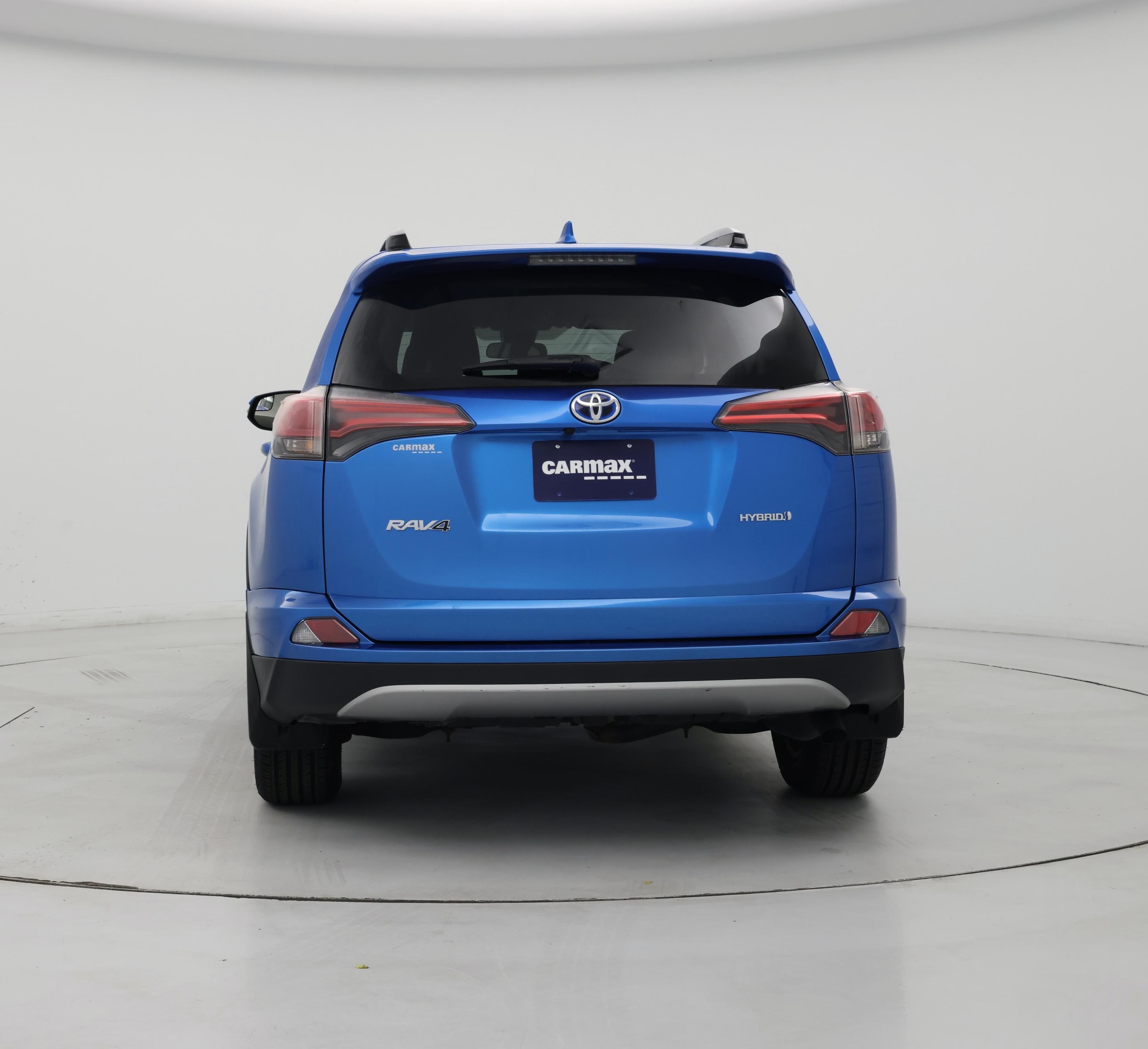 Thumbnail: 2018 Toyota RAV4 - 6