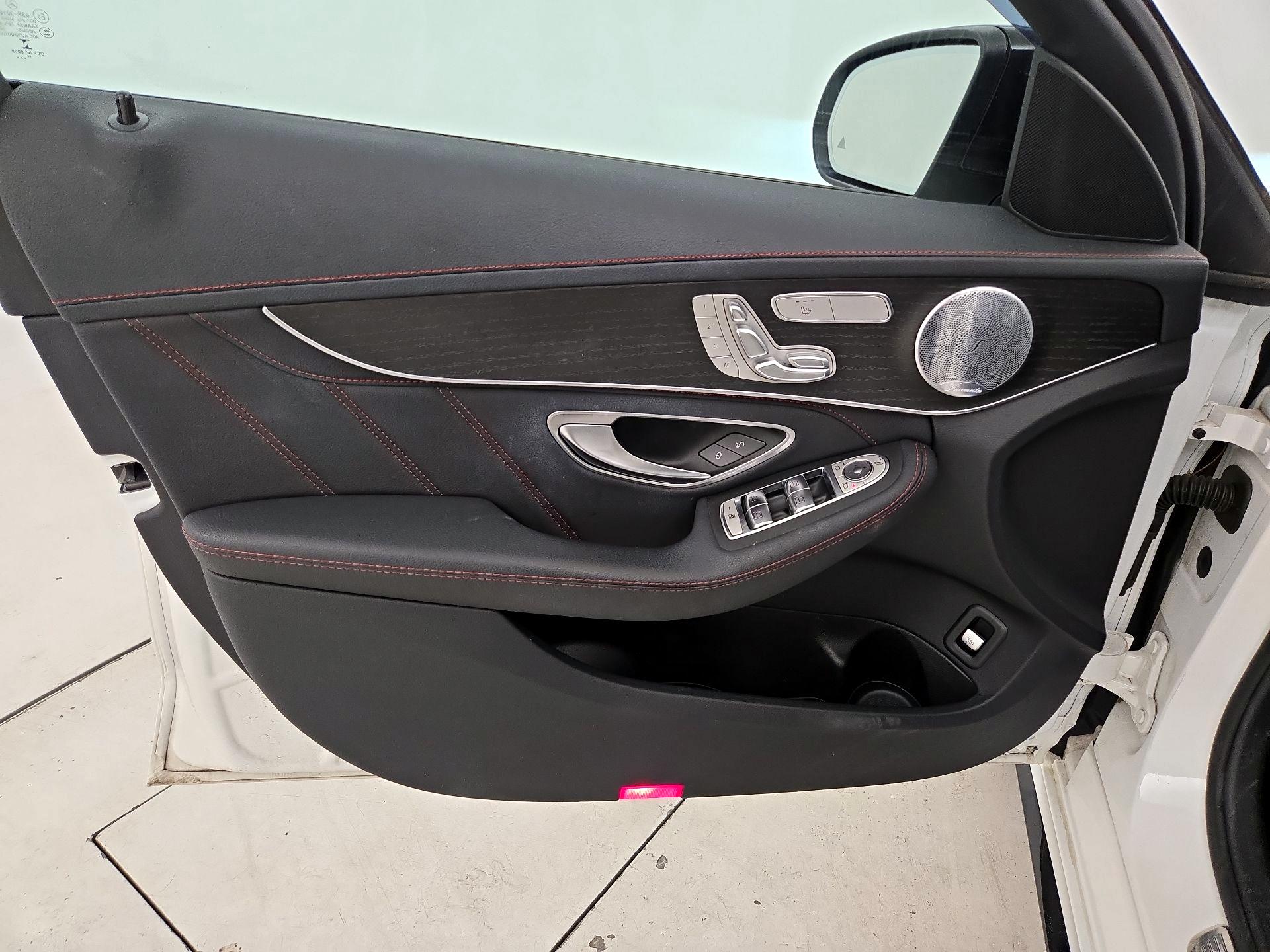 Thumbnail: 2020 Mercedes-Benz C-Class - 12