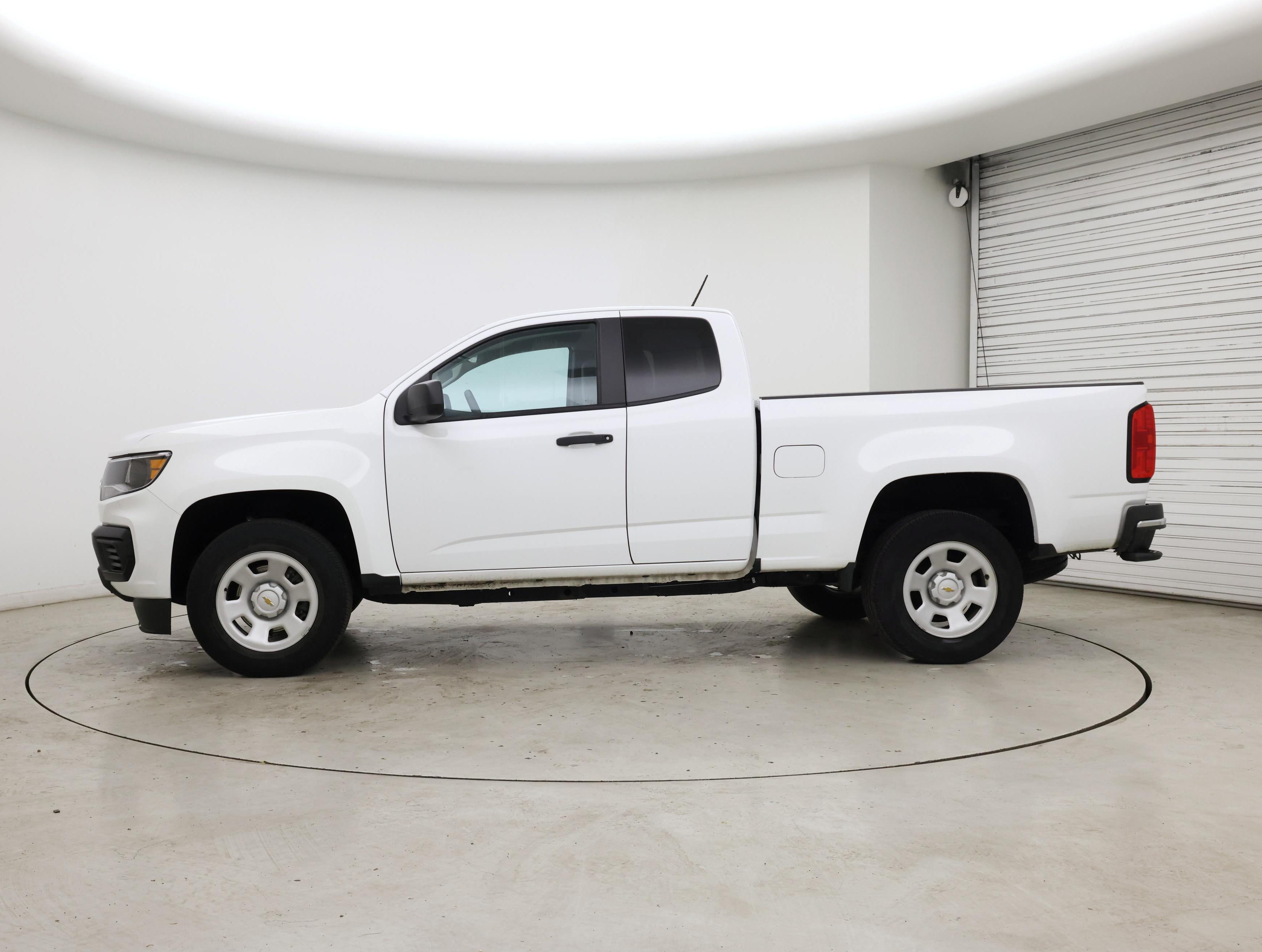 Thumbnail: 2022 Chevrolet Colorado - 3