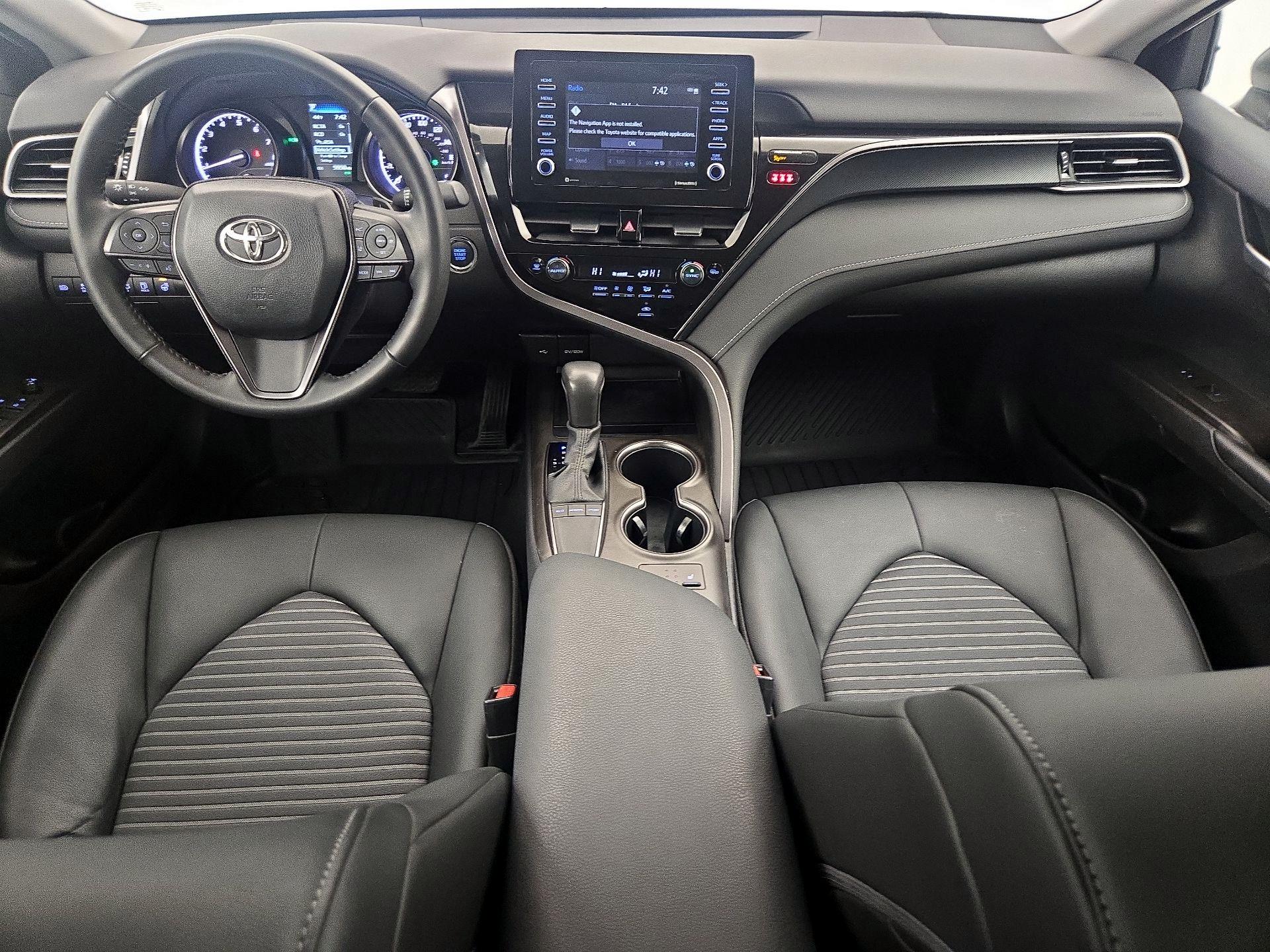 Thumbnail: 2023 Toyota Camry - 9