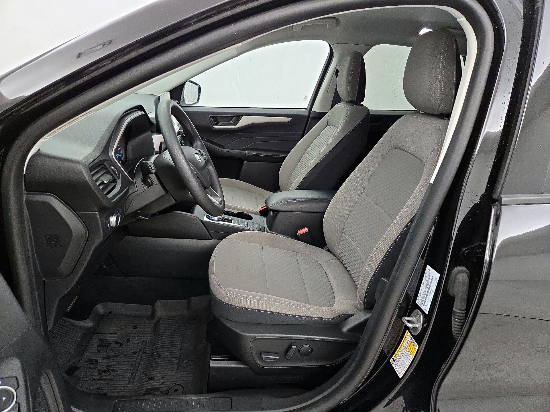 Thumbnail: 2022 Ford Escape - 11