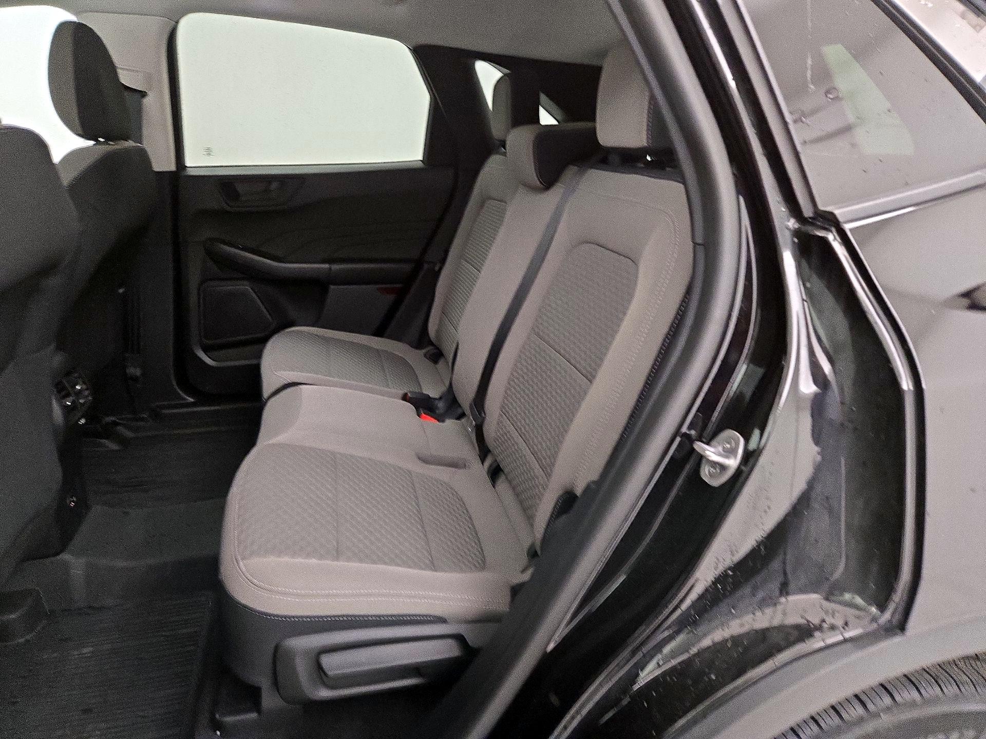 Thumbnail: 2022 Ford Escape - 20