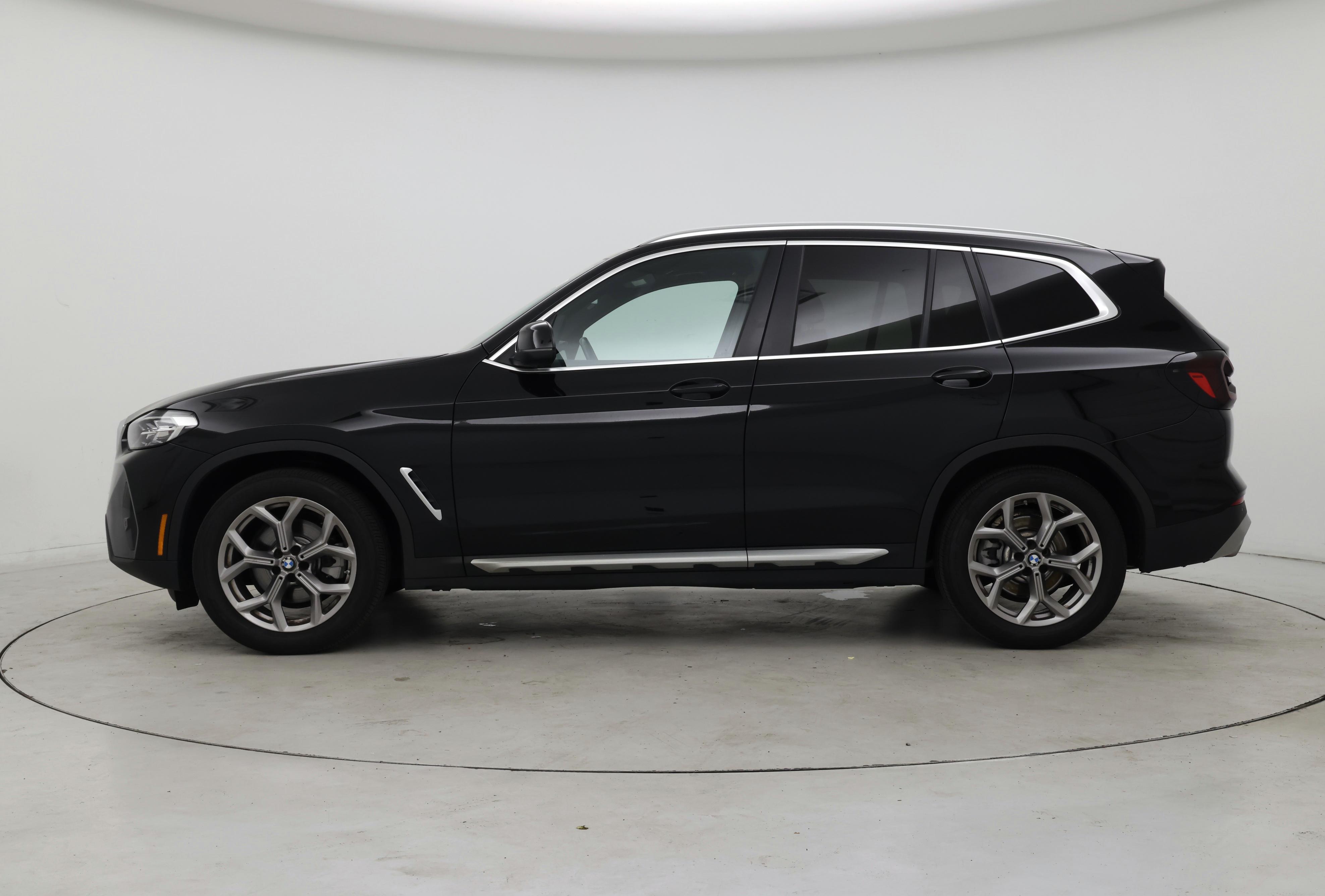 Thumbnail: 2023 BMW X3 - 3