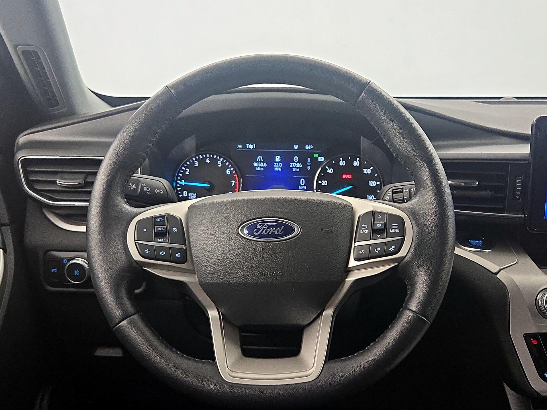 Thumbnail: 2022 Ford Explorer - 10