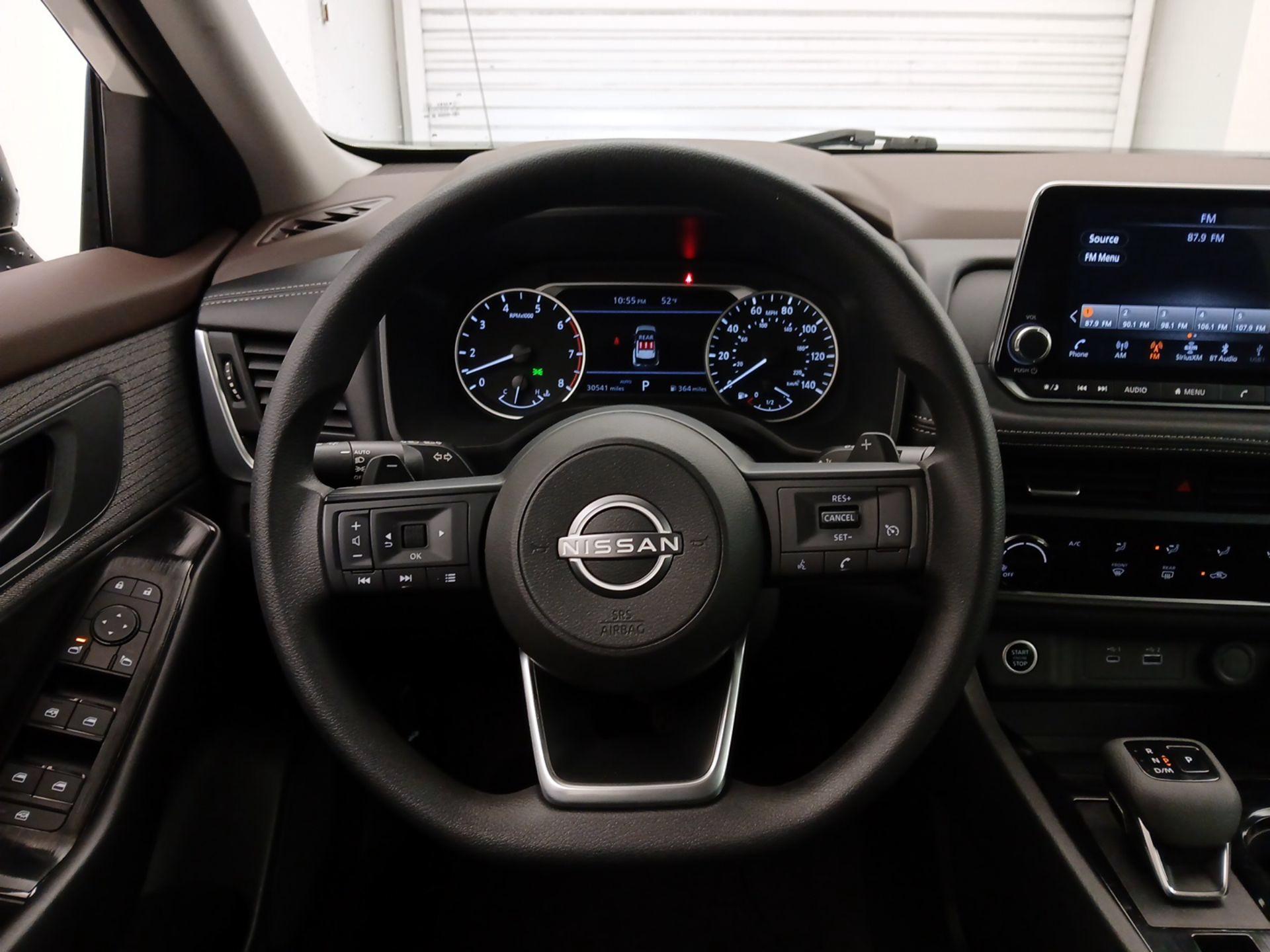 Thumbnail: 2023 Nissan Rogue - 10
