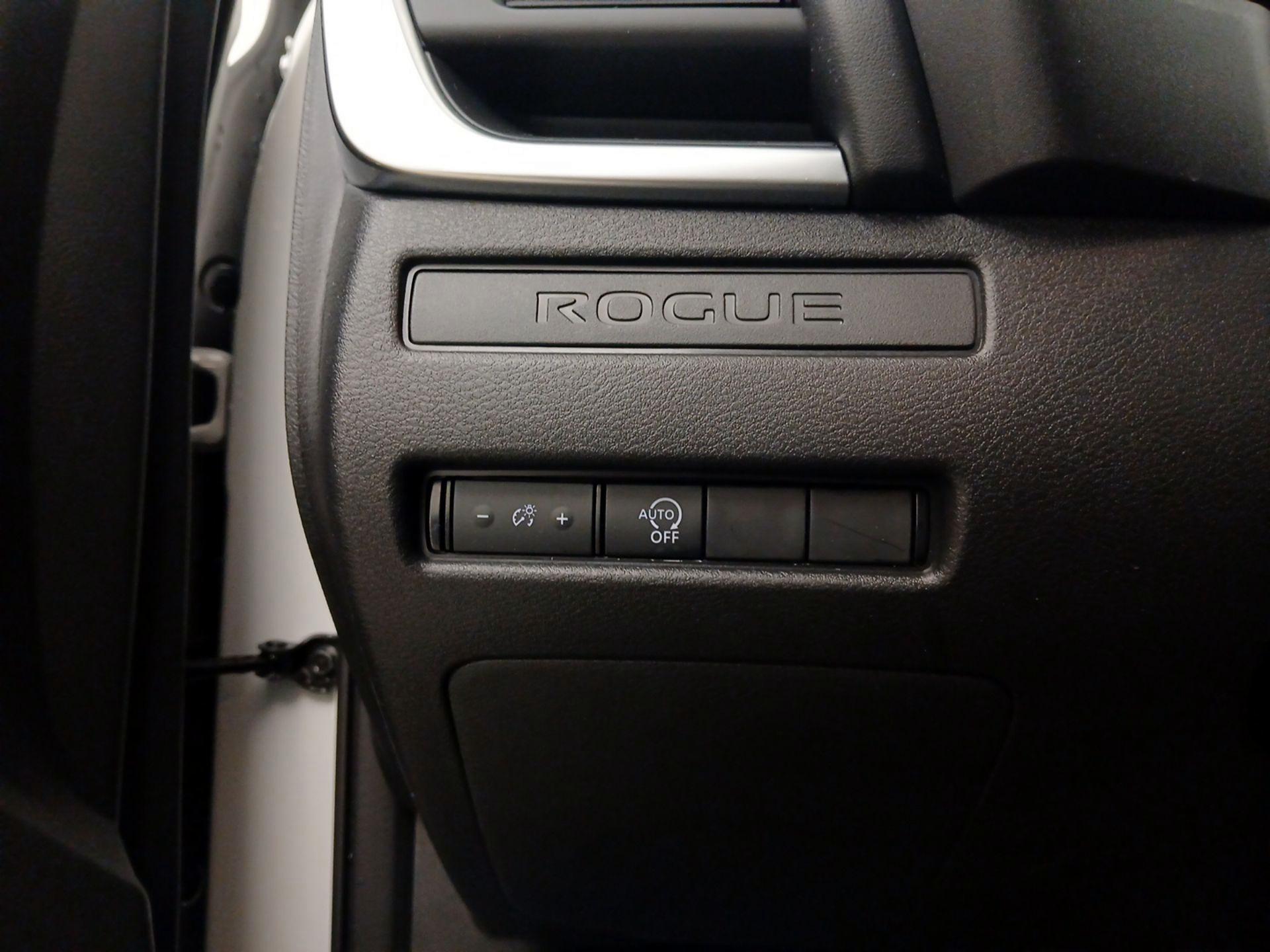 Thumbnail: 2023 Nissan Rogue - 13