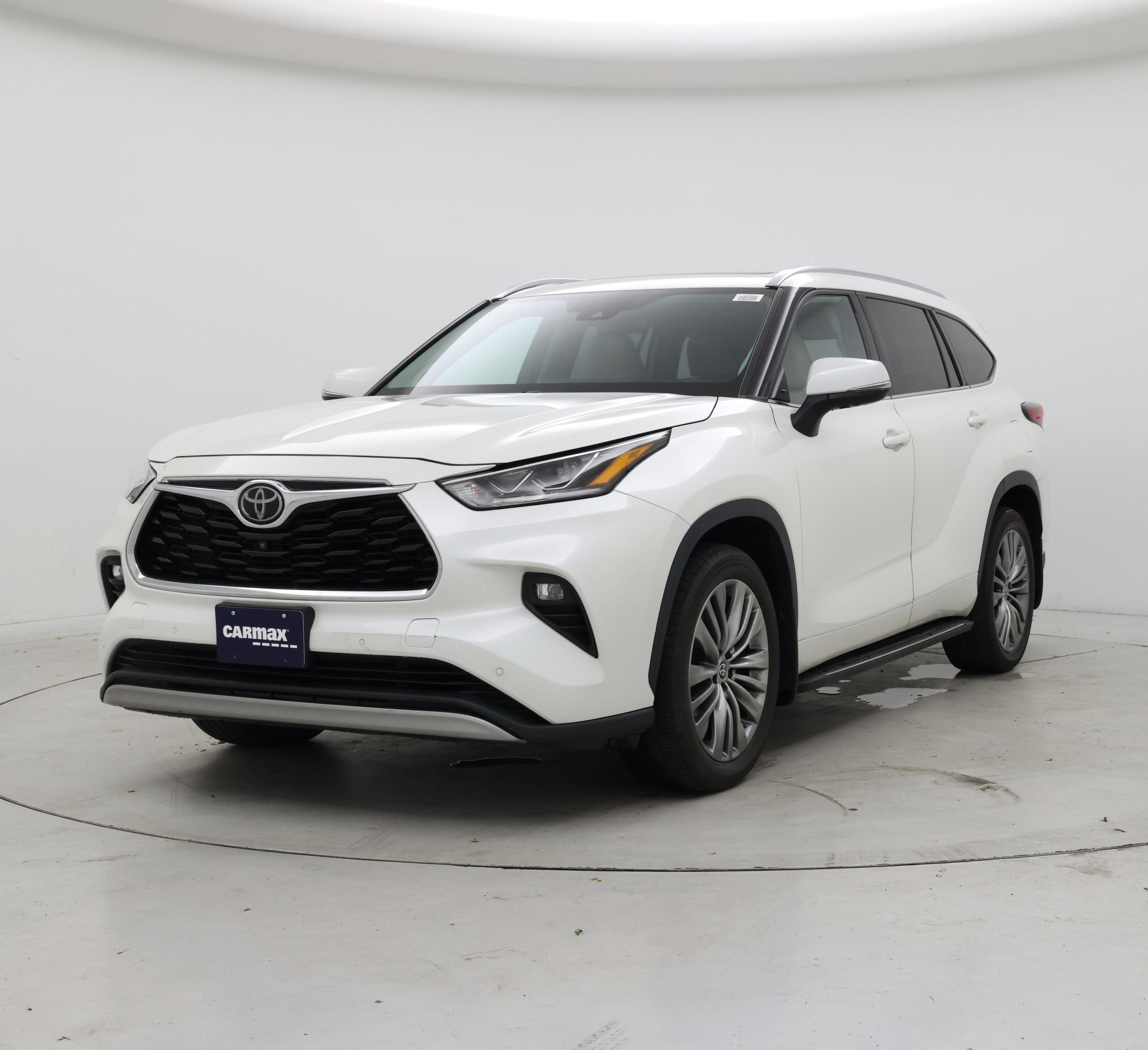 Thumbnail: 2020 Toyota Highlander - 4