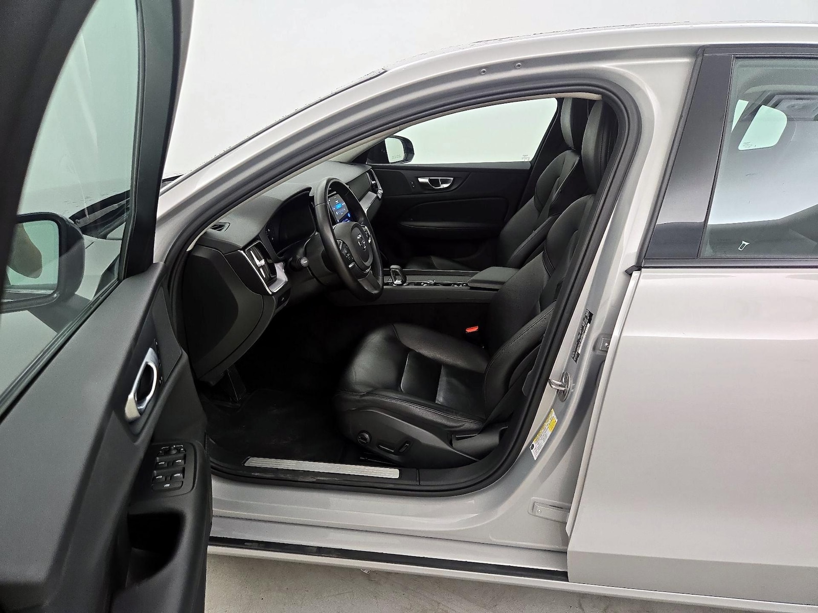 2024 Volvo S60 Core - Photo 12