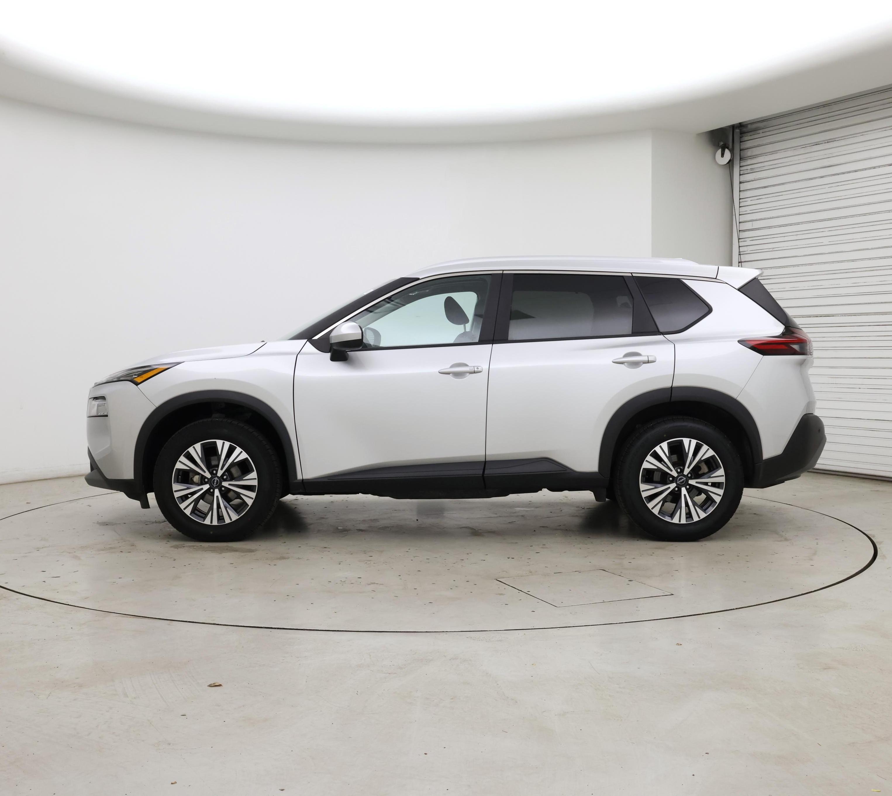 Thumbnail: 2023 Nissan Rogue - 3
