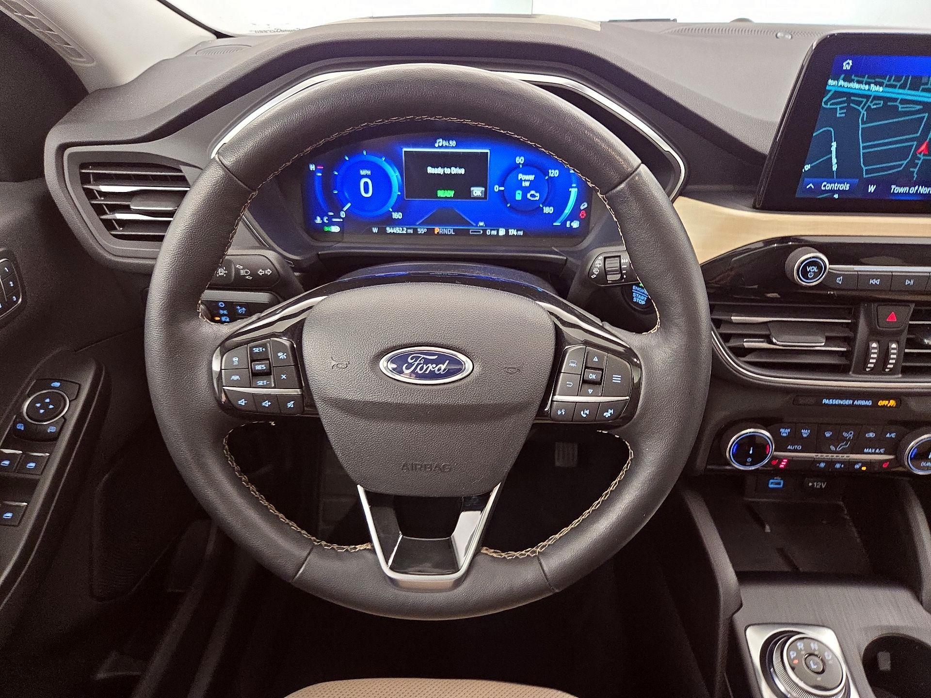 Thumbnail: 2022 Ford Escape - 10