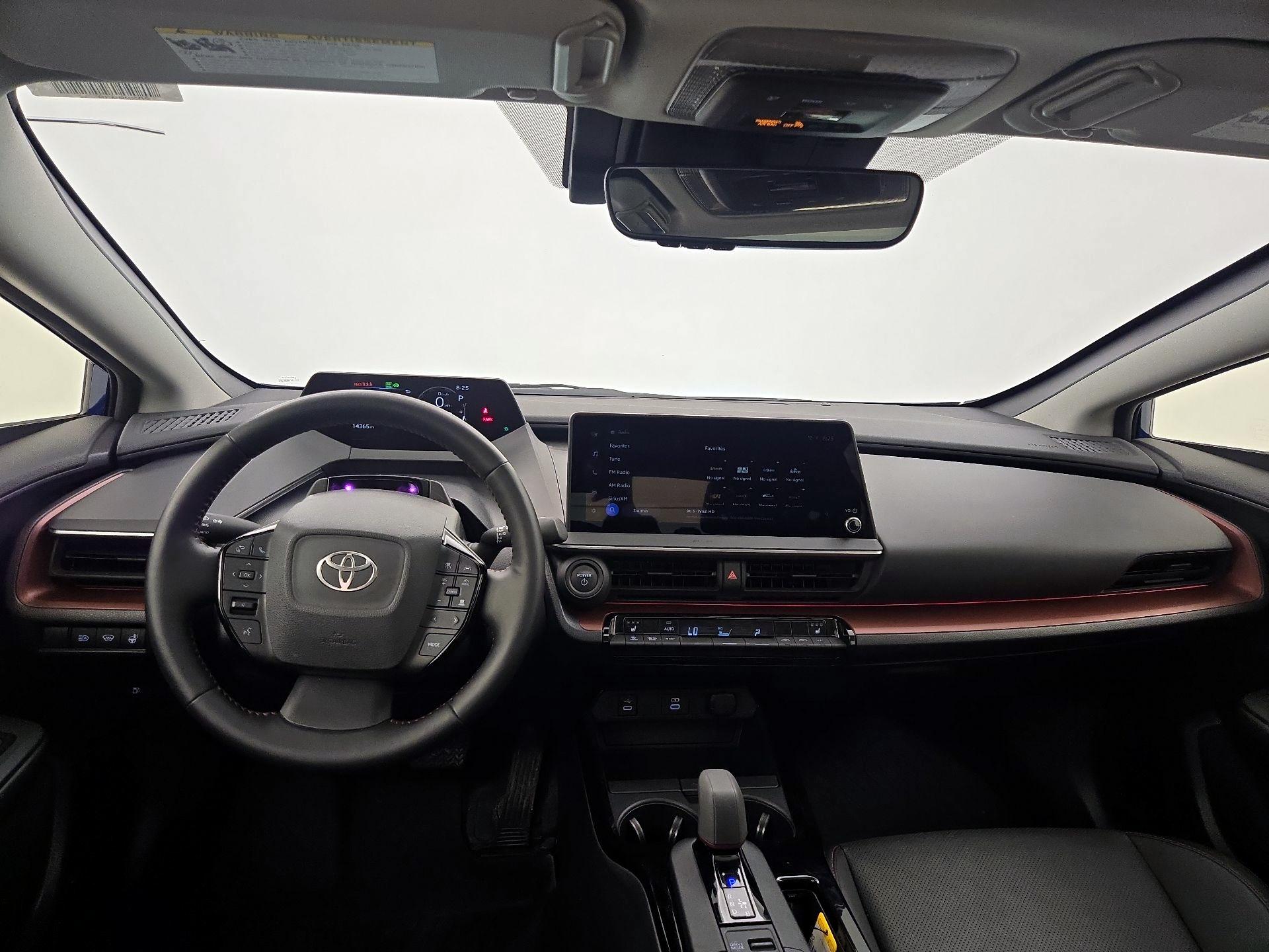 Thumbnail: 2024 Toyota Prius Prime - 9