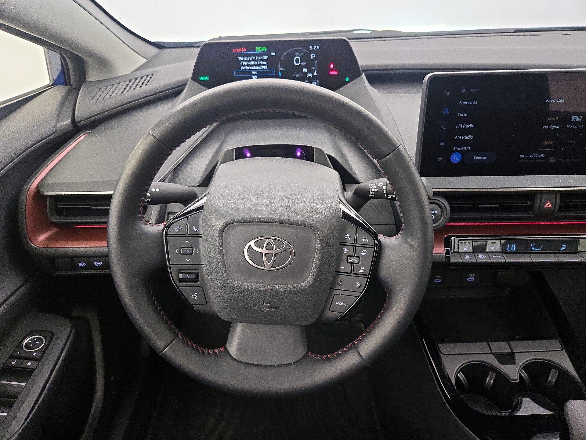 Thumbnail: 2024 Toyota Prius Prime - 10