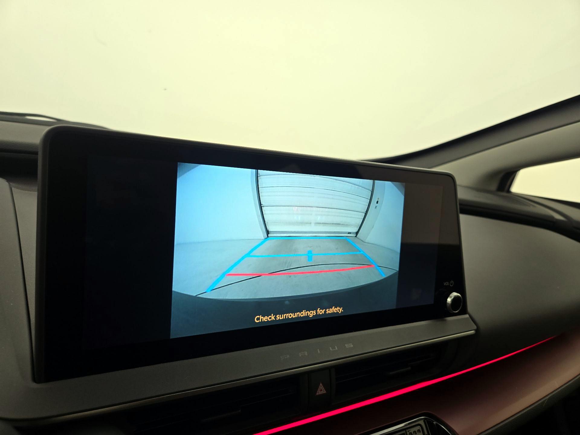 Thumbnail: 2024 Toyota Prius Prime - 14