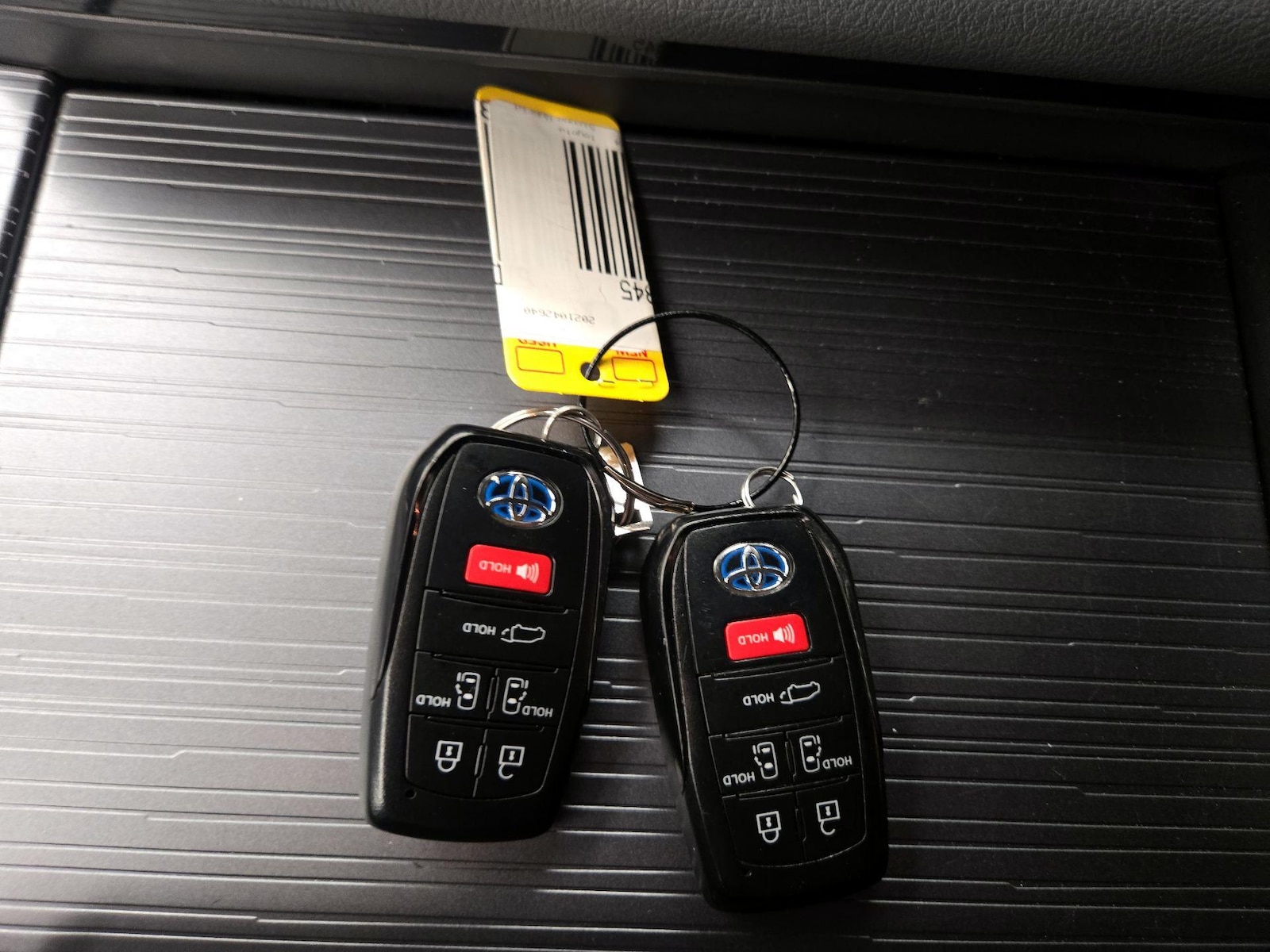 2024 Toyota Sienna XSE - Photo 27