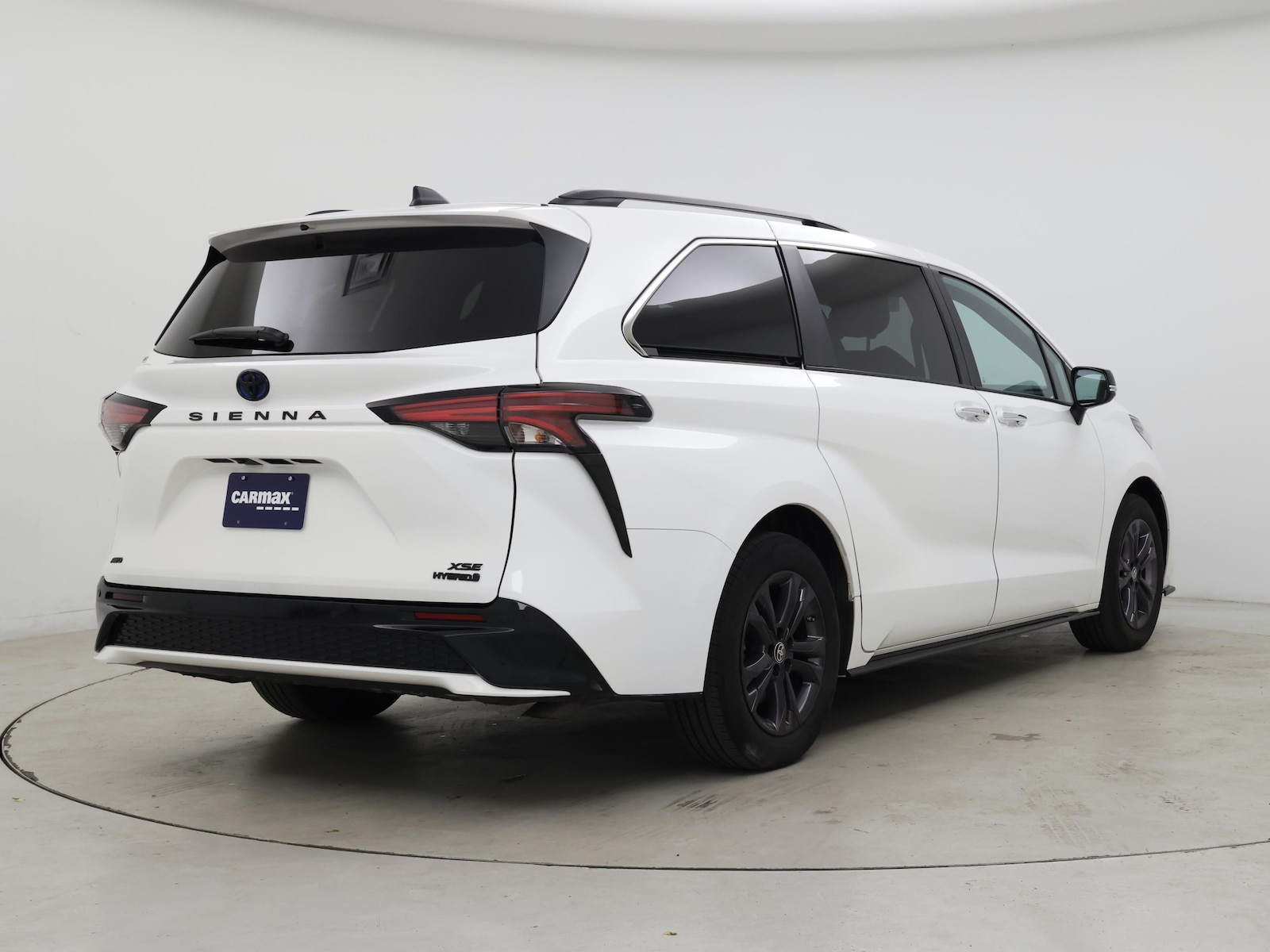 2024 Toyota Sienna XSE - Photo 9