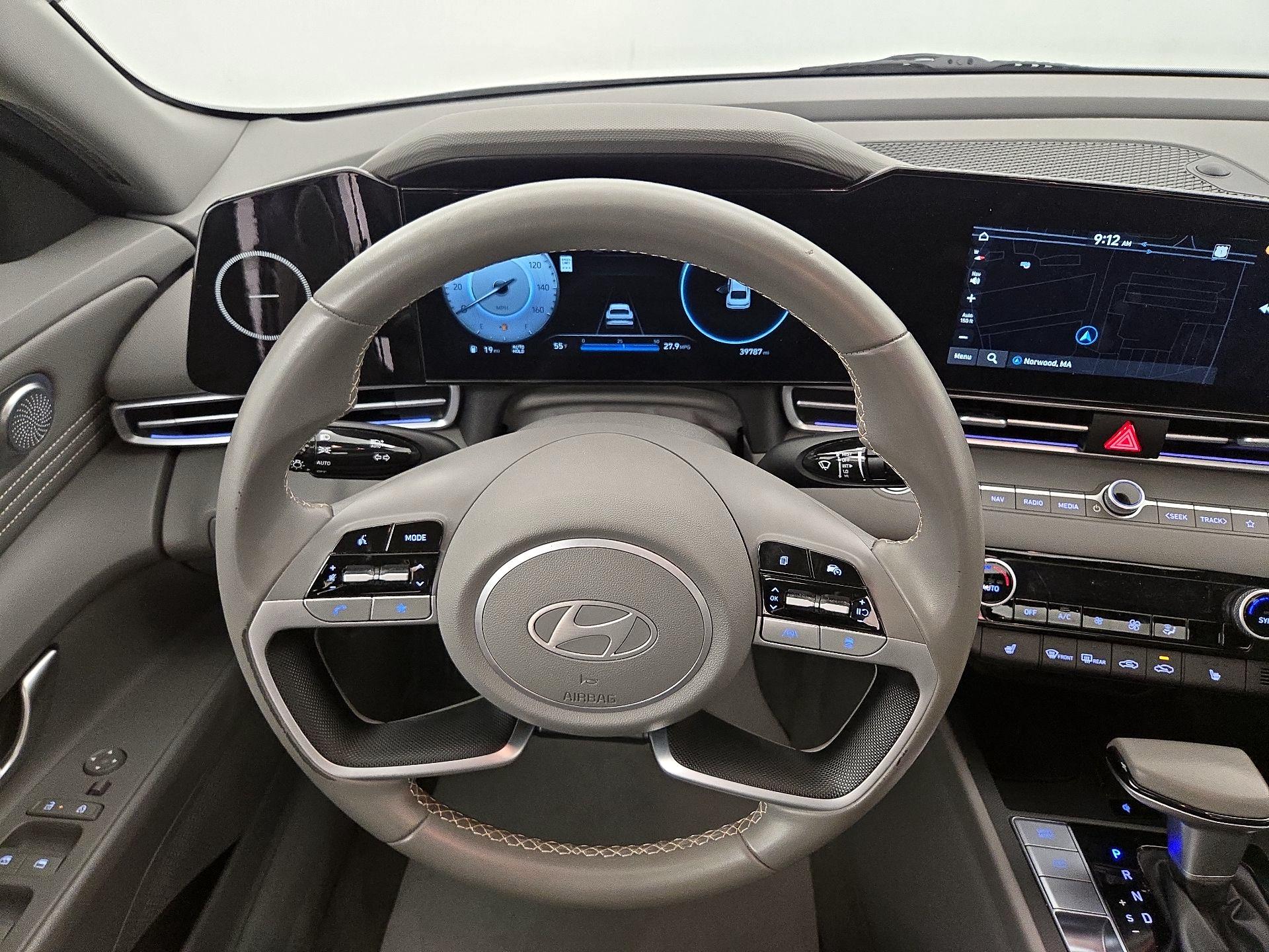 Thumbnail: 2024 Hyundai Elantra - 10