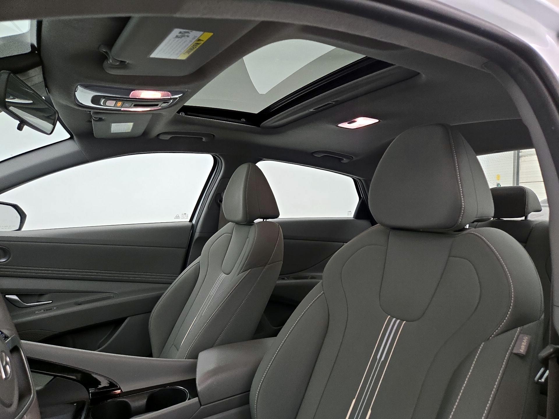 Thumbnail: 2024 Hyundai Elantra - 20