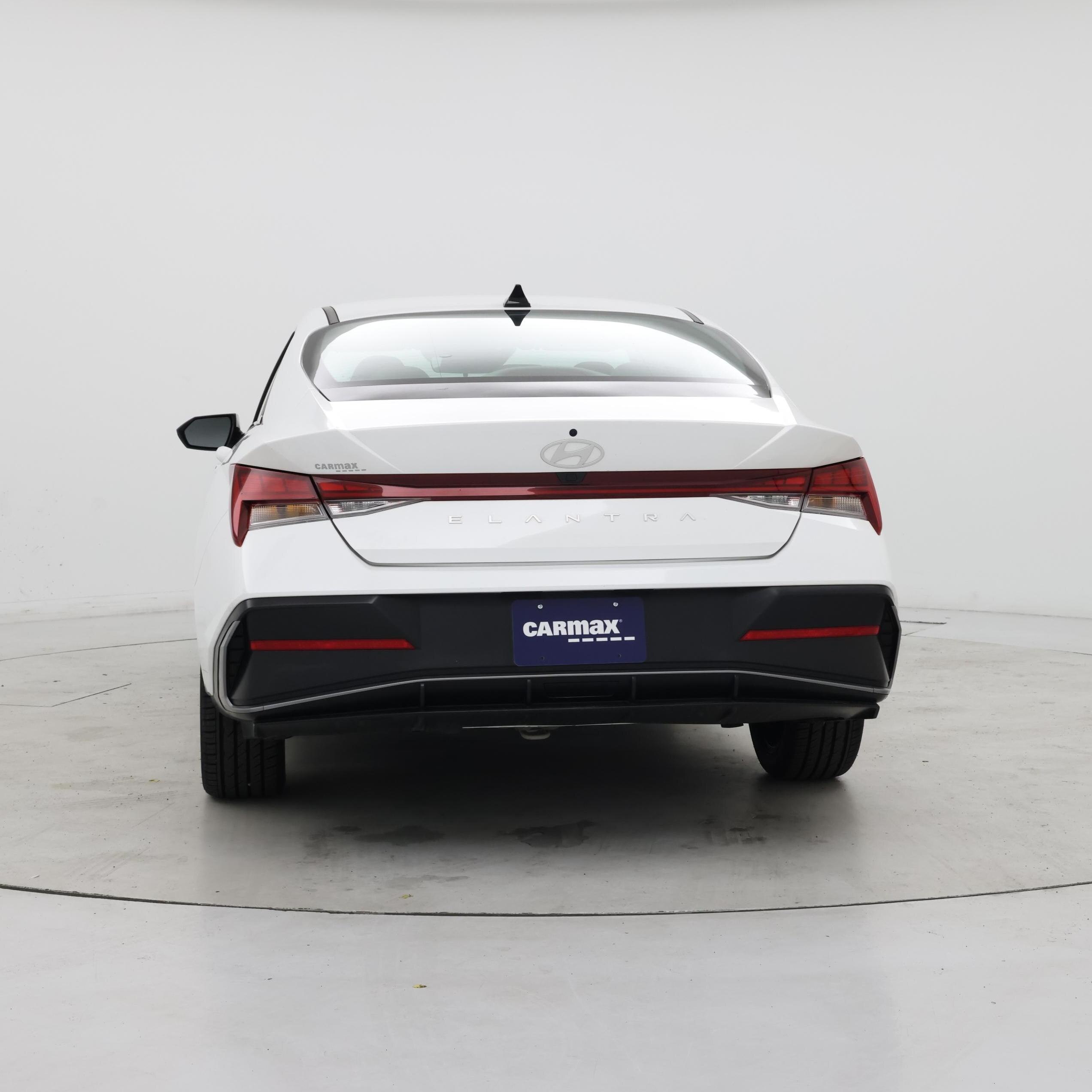 Thumbnail: 2024 Hyundai Elantra - 6