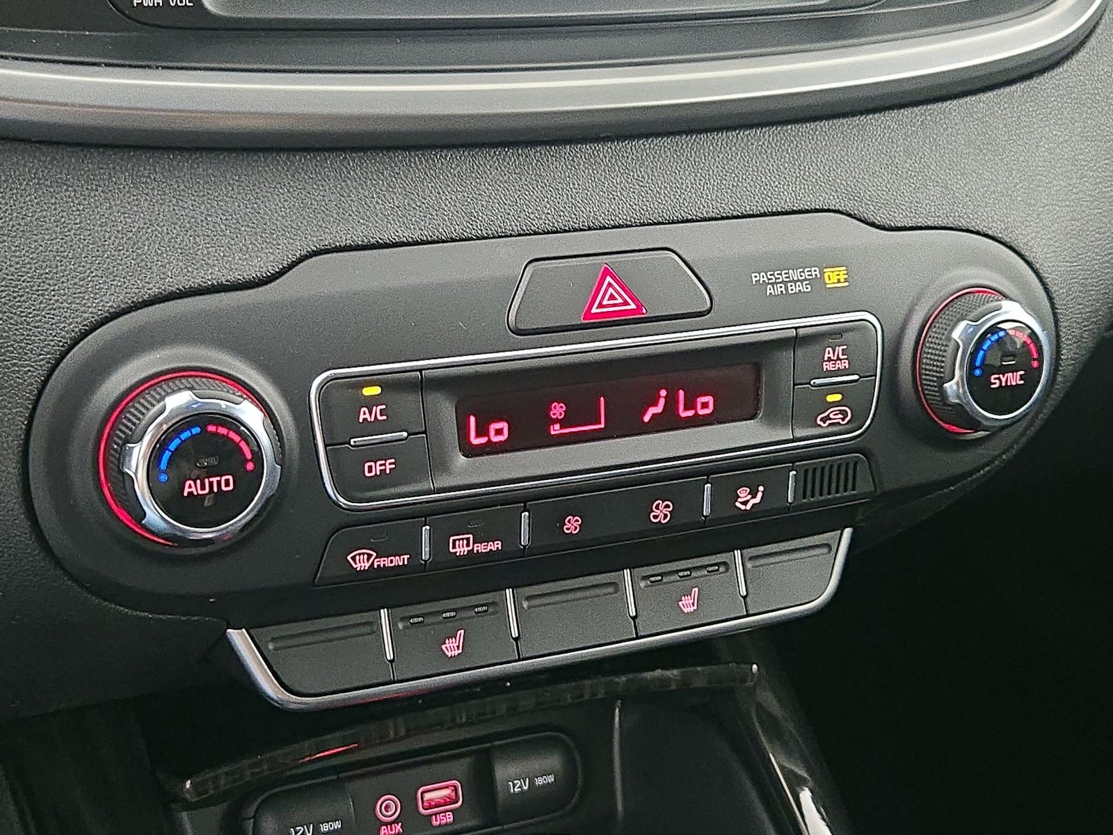 2020 Kia Sorento EX - Photo 17