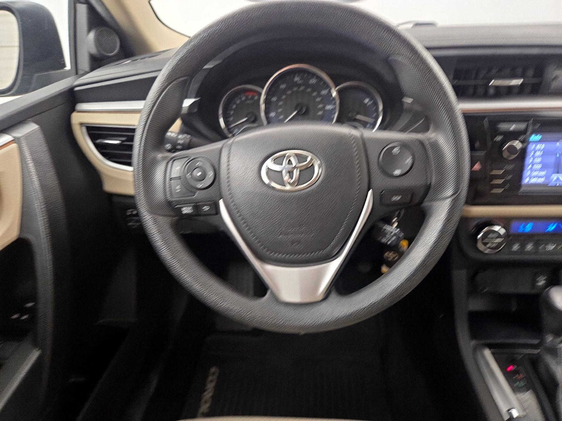 Thumbnail: 2014 Toyota Corolla - 10