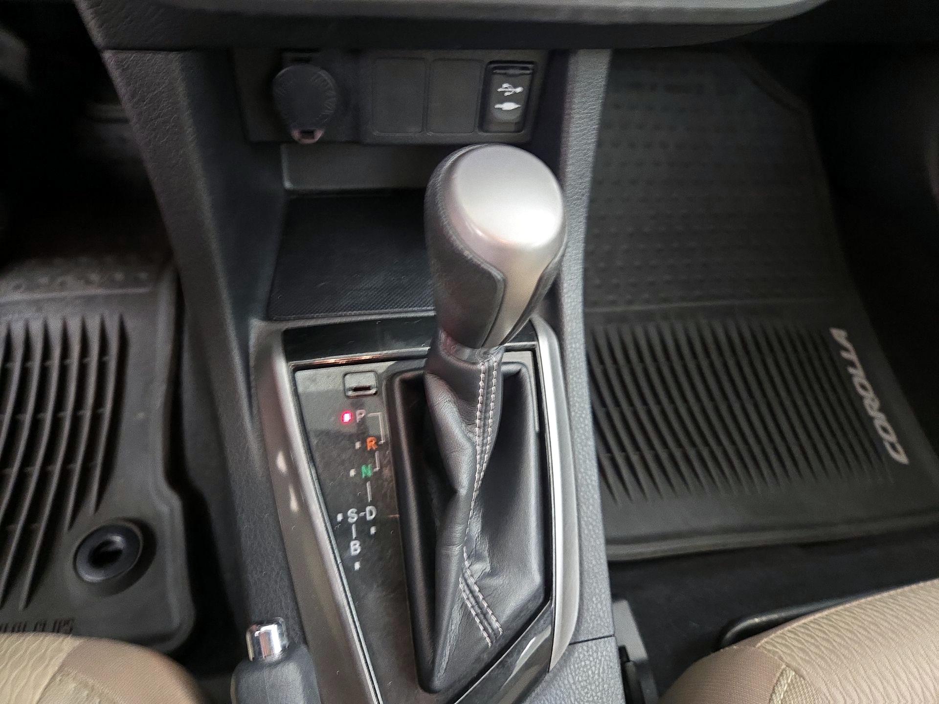 Thumbnail: 2014 Toyota Corolla - 17