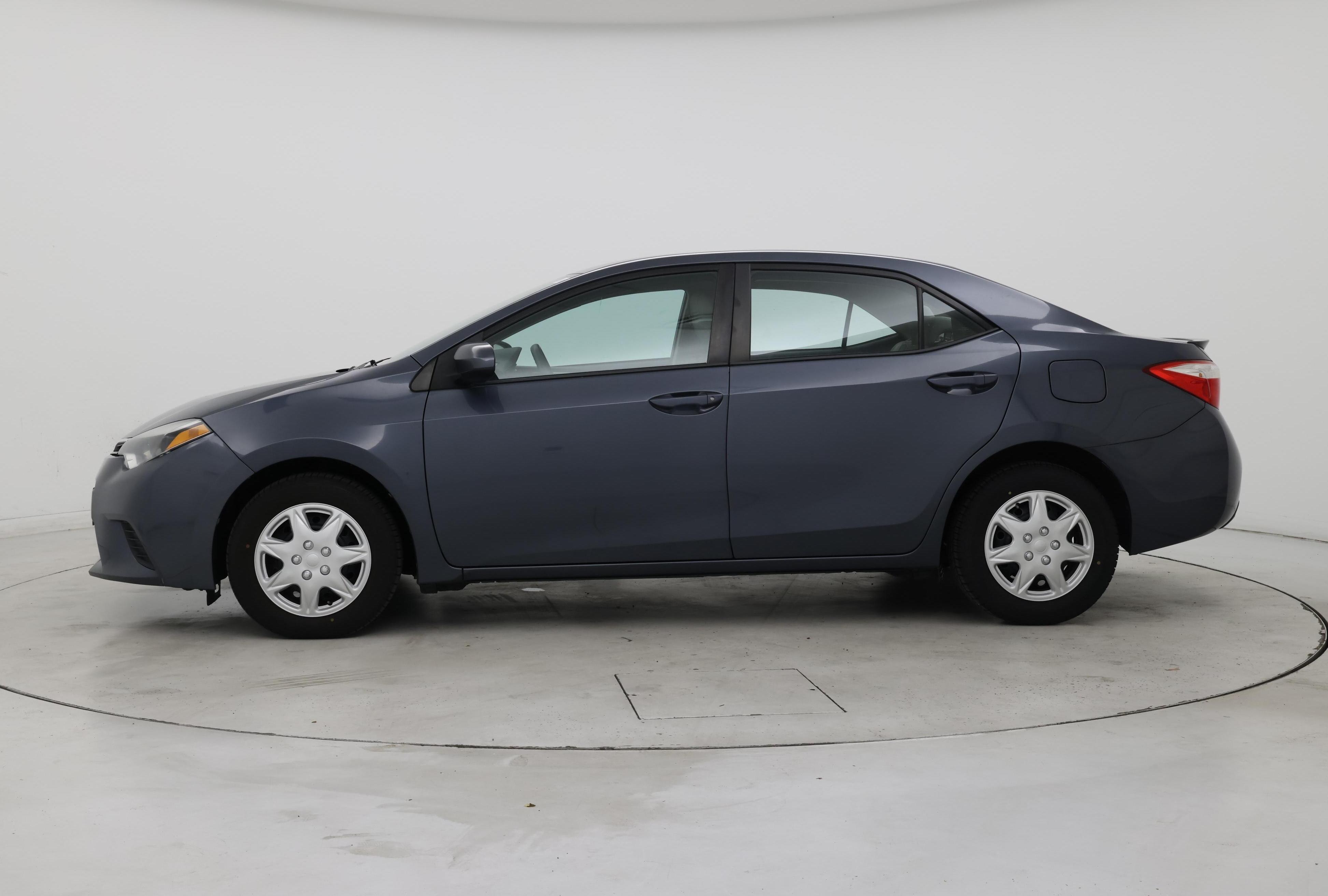 Thumbnail: 2014 Toyota Corolla - 3