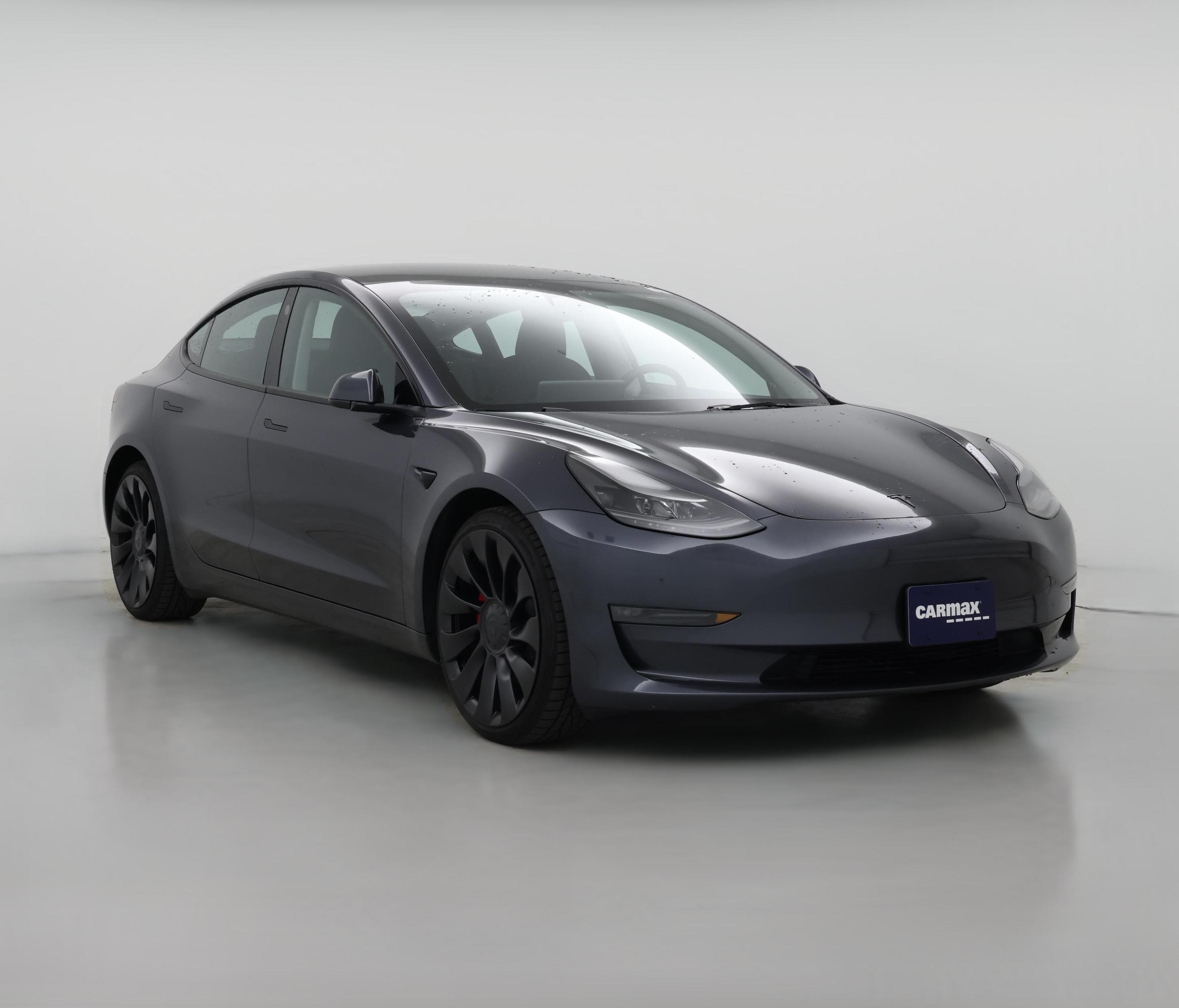 Thumbnail: 2023 Tesla Model 3 - 1