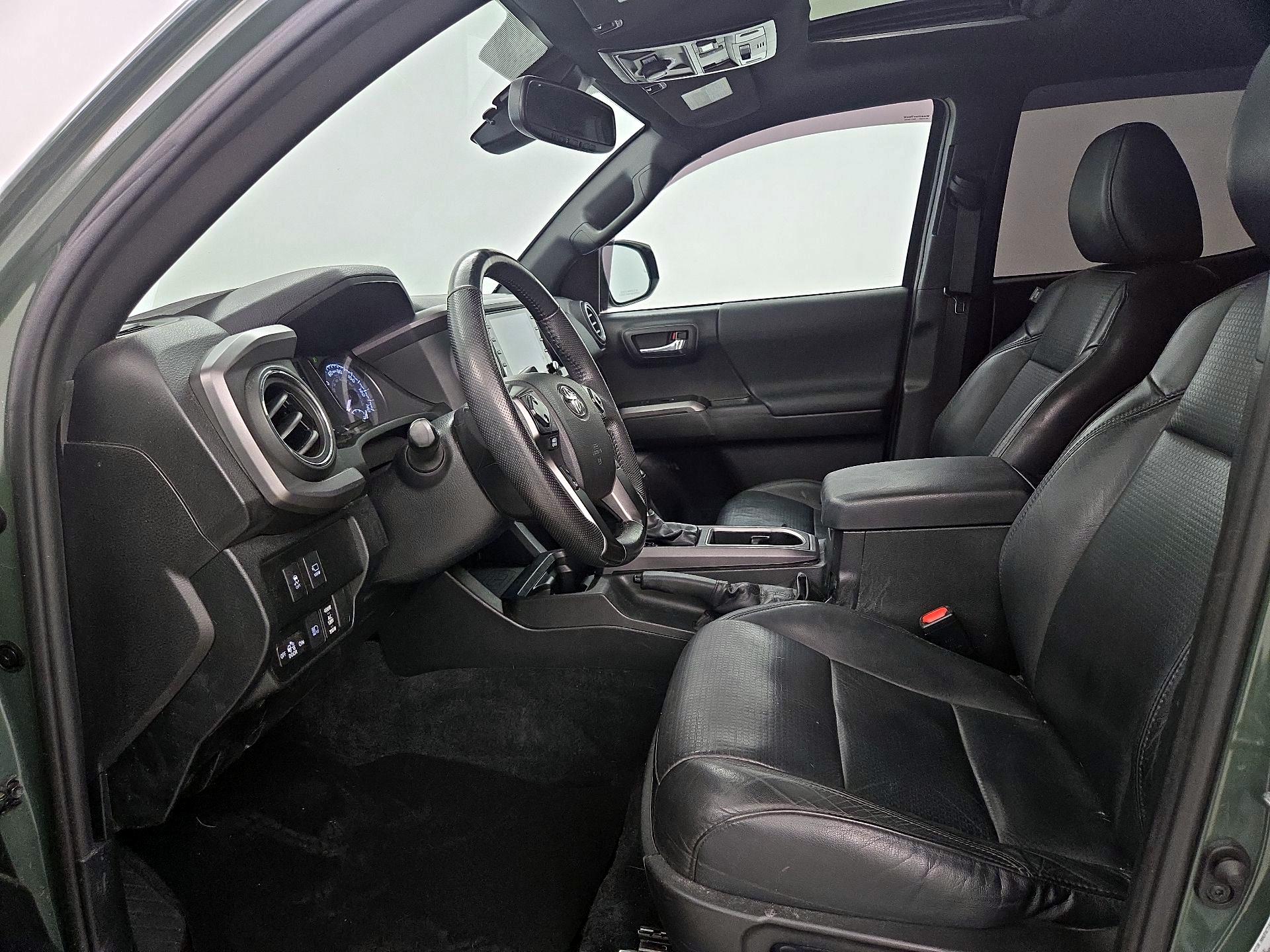 Thumbnail: 2021 Toyota Tacoma - 11