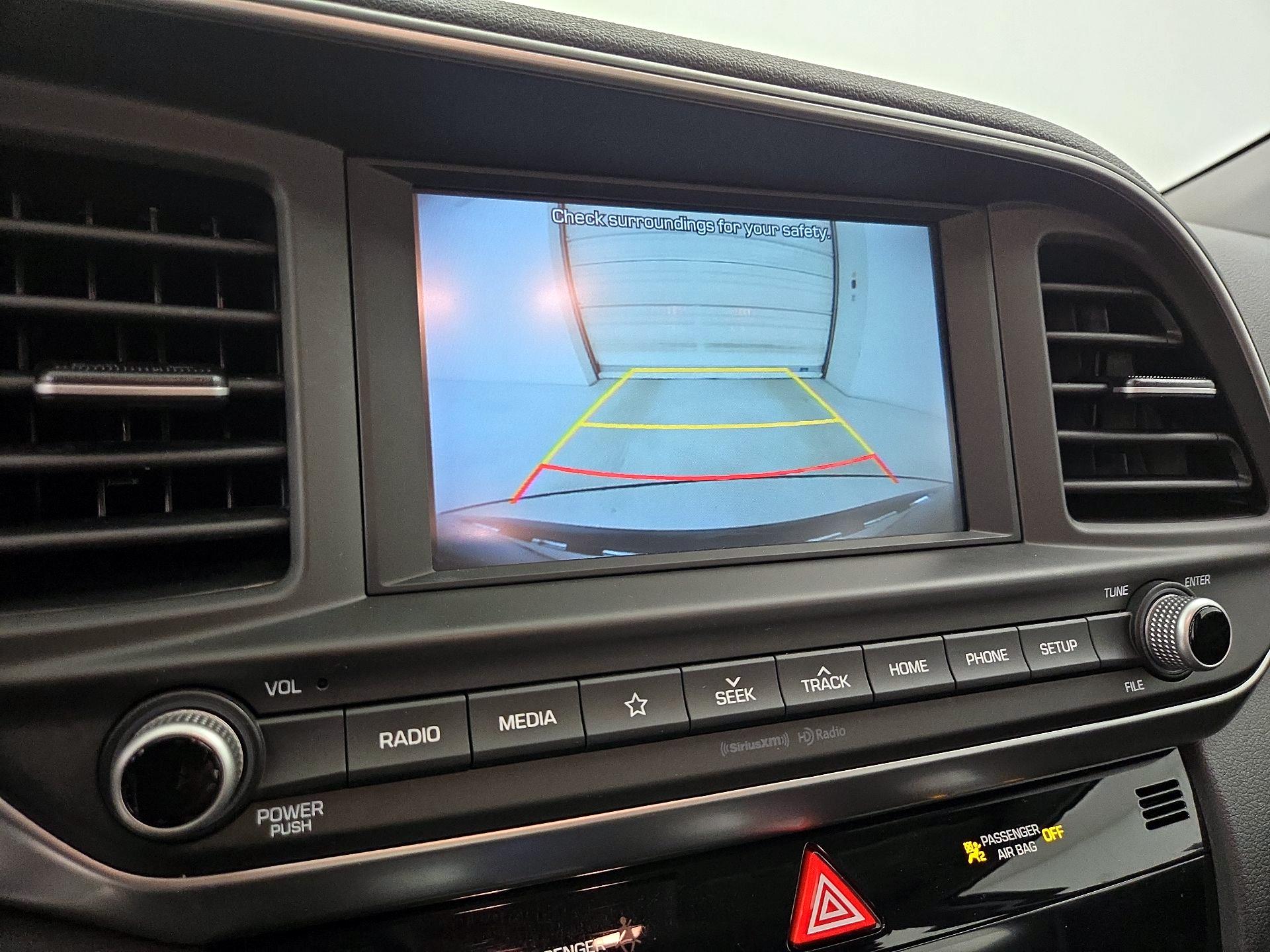 Thumbnail: 2020 Hyundai Elantra - 14