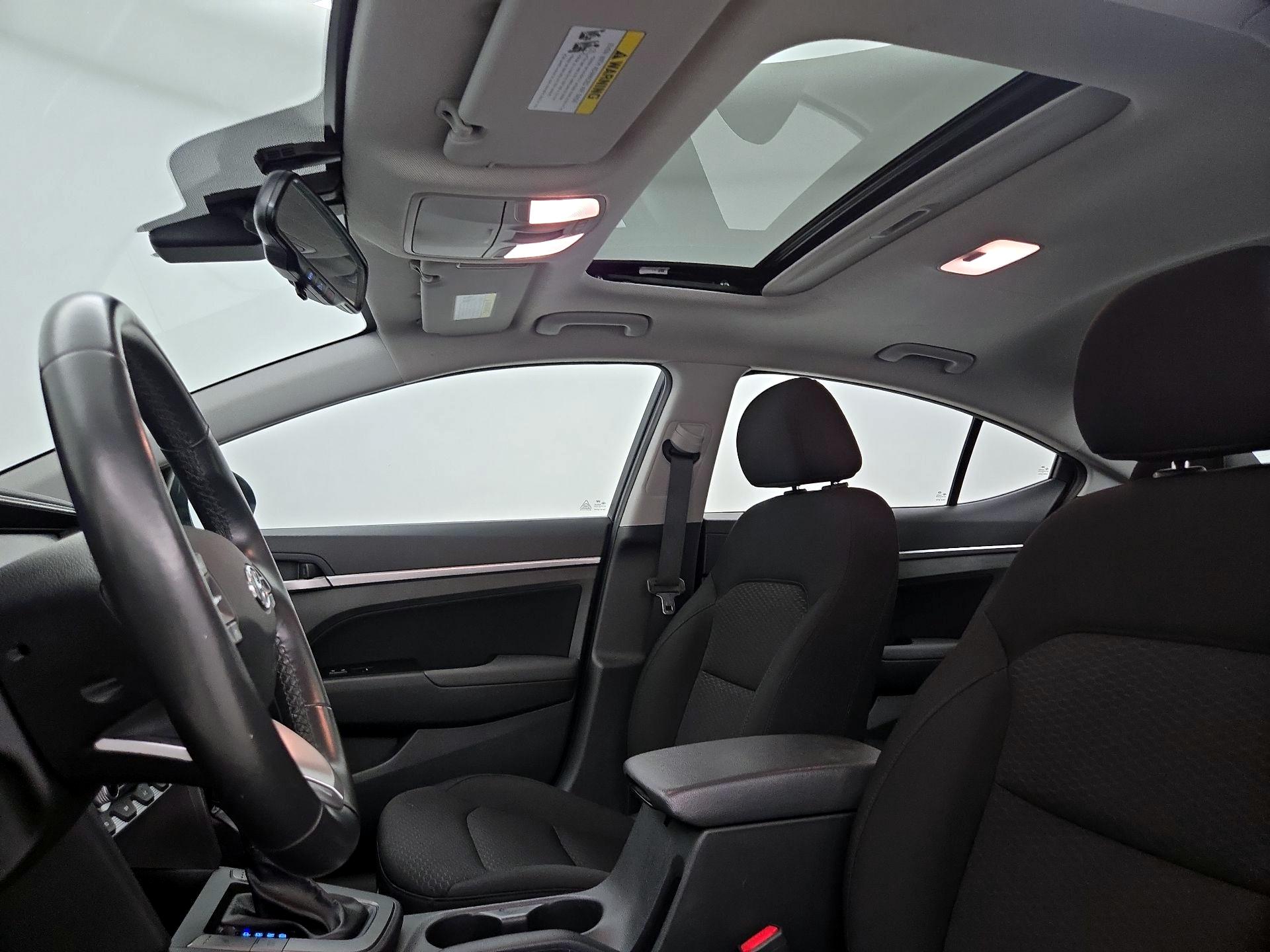 Thumbnail: 2020 Hyundai Elantra - 19