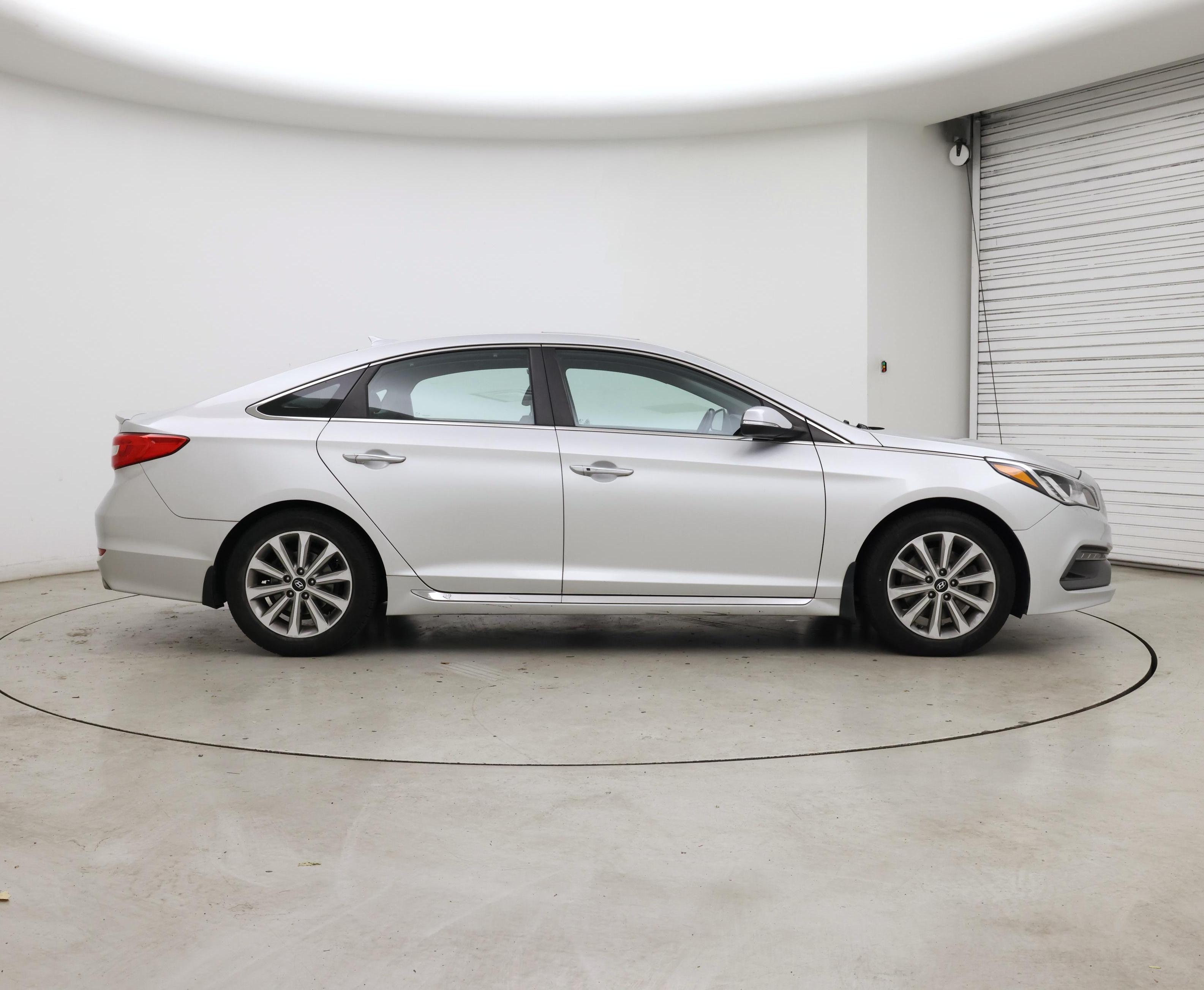 Thumbnail: 2017 Hyundai Sonata - 7